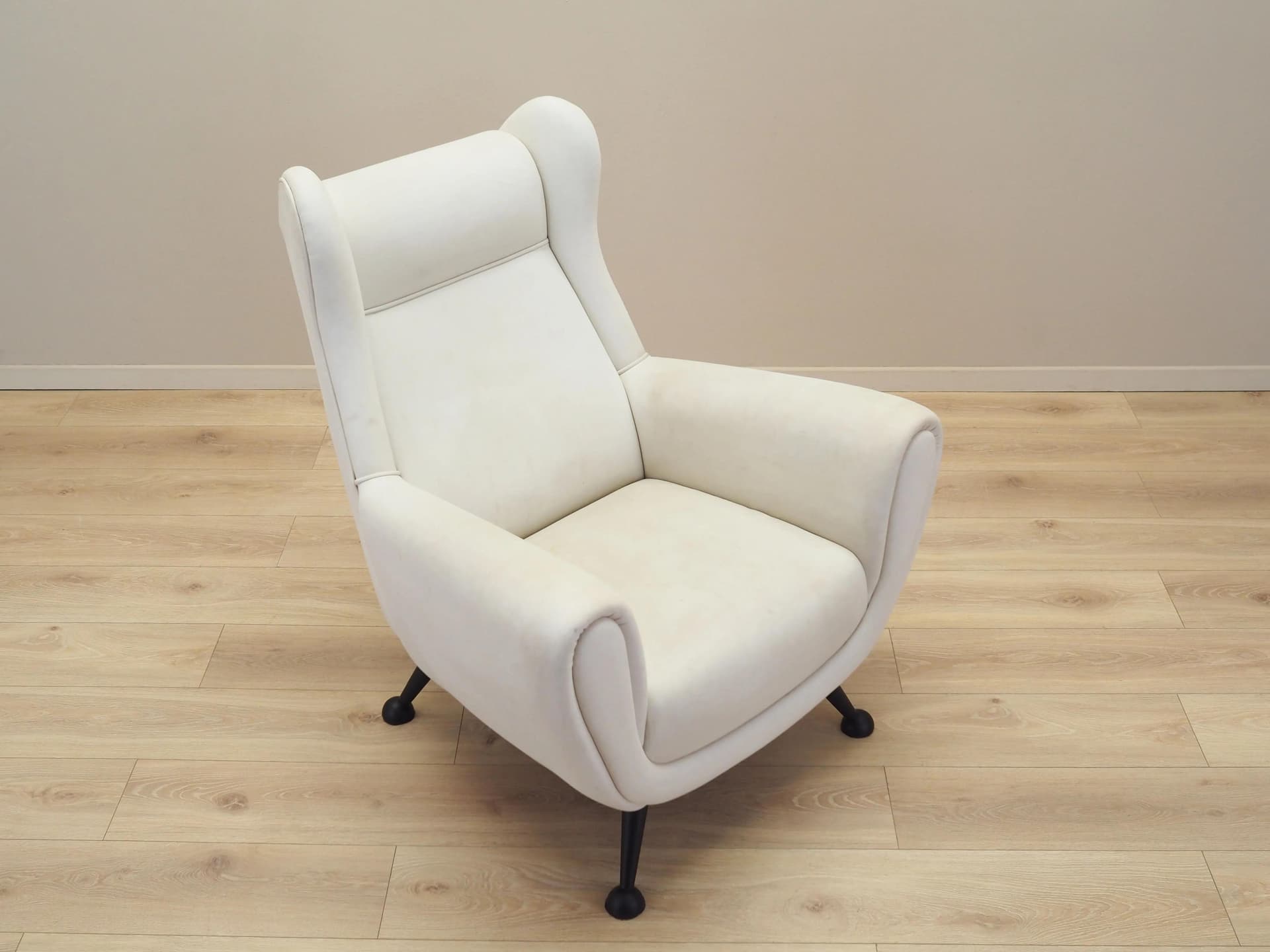 Postmodern Armchair, white natural leather, black metal, Italy, 1980s. - 32151