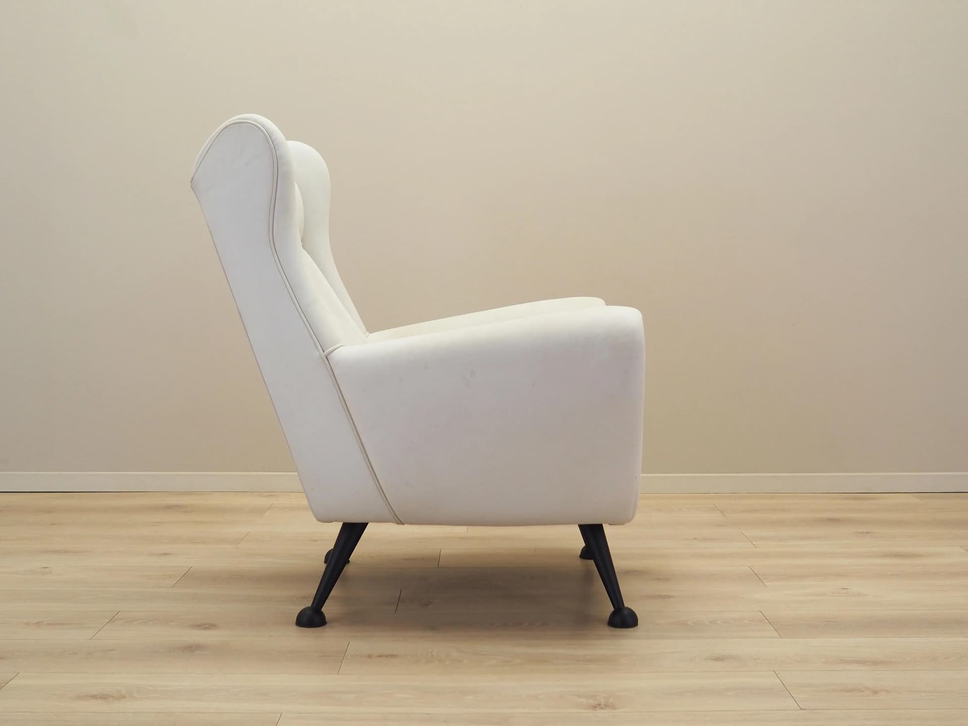 Postmodern Armchair, white natural leather, black metal, Italy, 1980s. - 32150