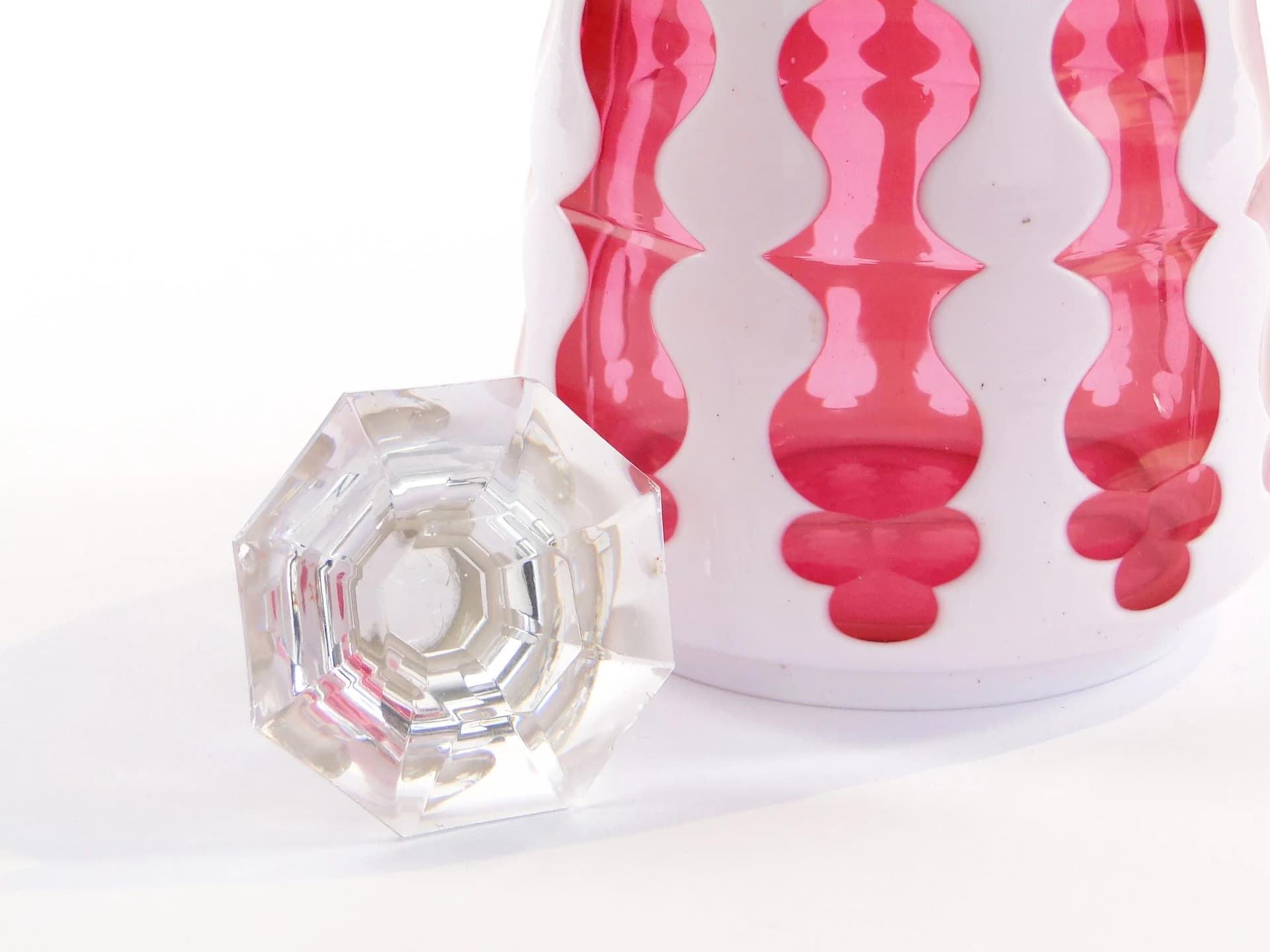 Decanter Biedermeier, pink and white, crystal, Austria, 19th c. - 32514