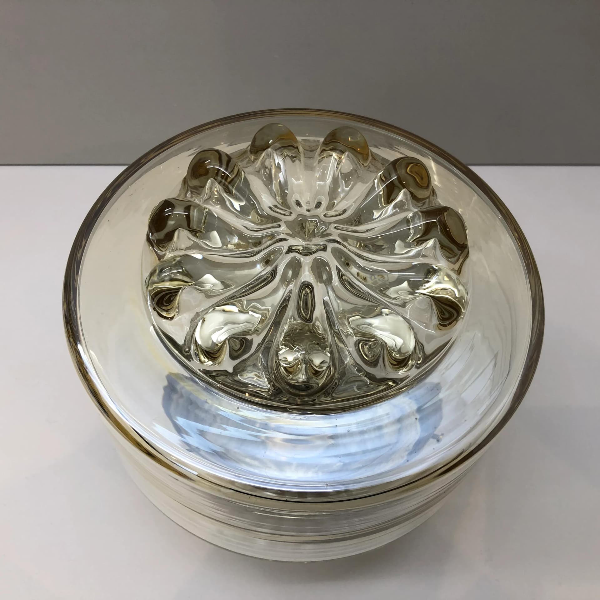 Kinkiet, złocony metal, szkło miodowe, RZB, Niemcy, lata 70. - 32959