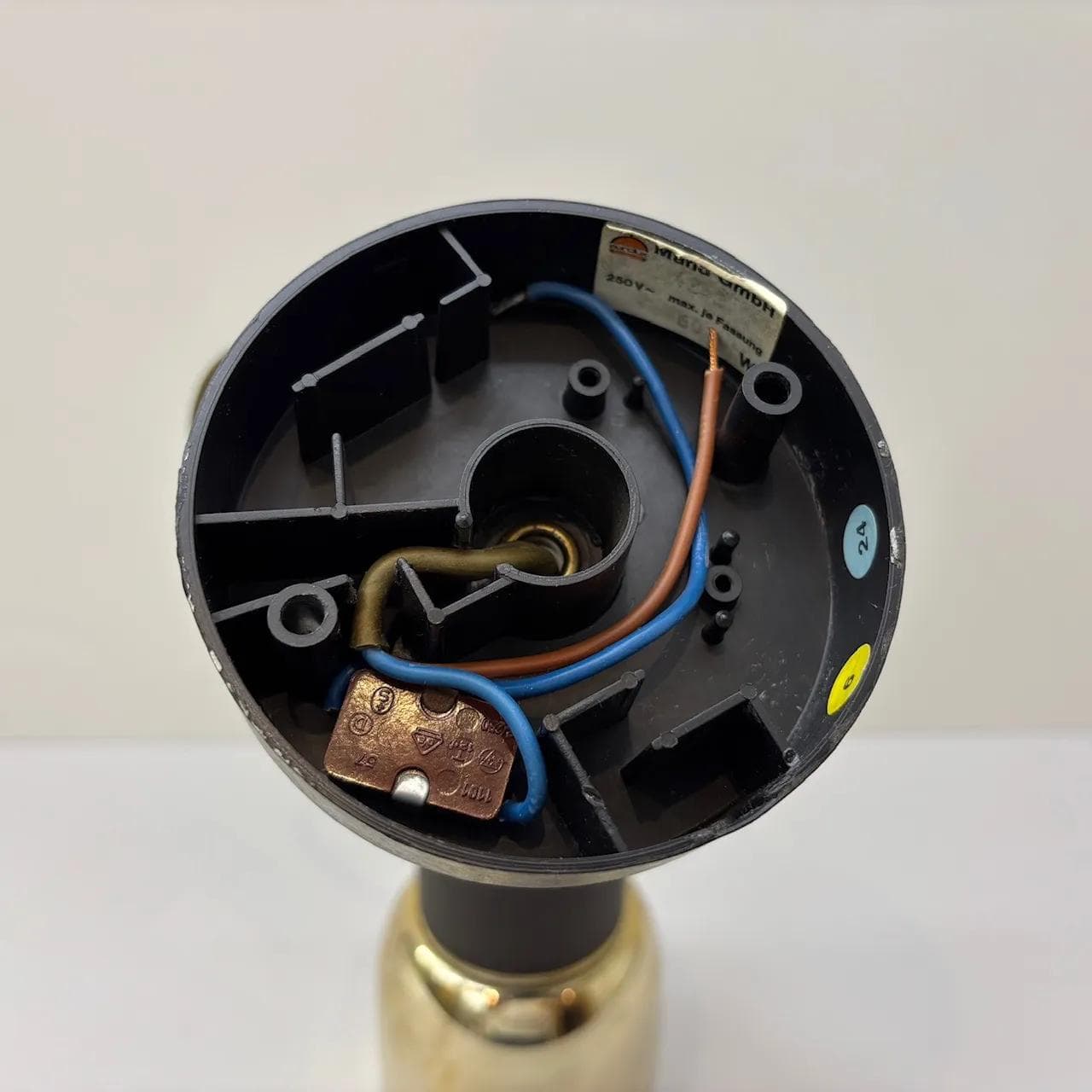 Kinkiet industrialny, aluminium czarny, stal złocona, Niemcy, lata 80. - 32929