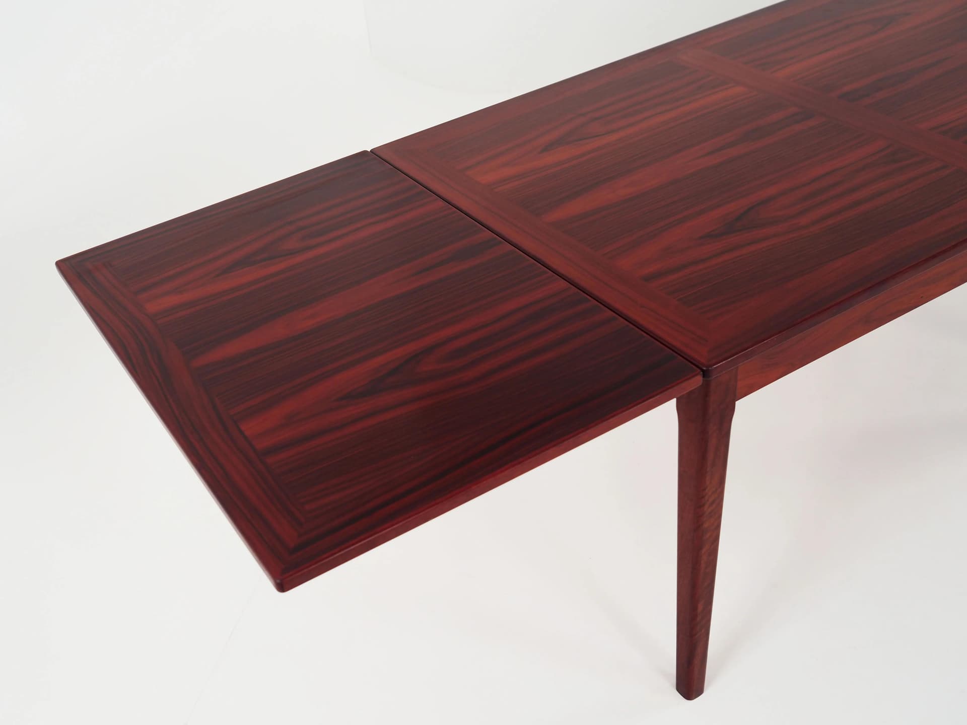 Rectangular table, brown rosewood, Skovby Møbelfabrik, Denmark, 1970s. - 33540