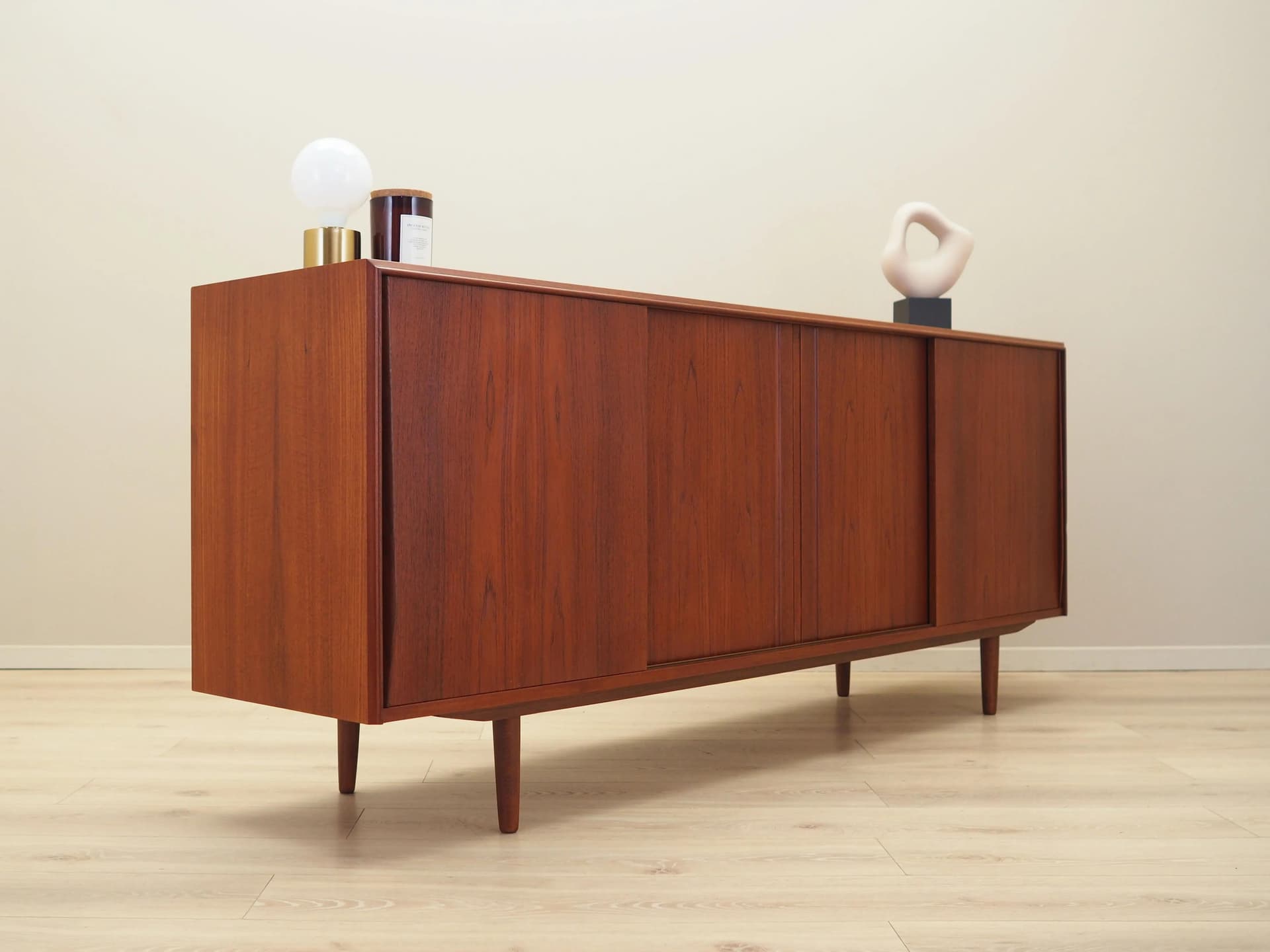 Sideboard, teak pomarańczowy, proj. E.W. Bach, Dania, lata 60. - 33789