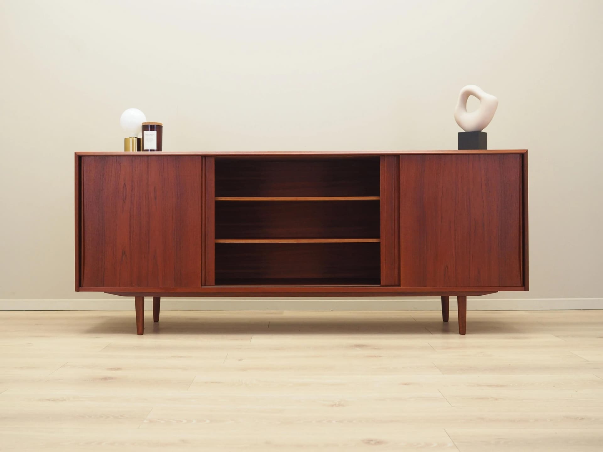 Sideboard, teak pomarańczowy, proj. E.W. Bach, Dania, lata 60. - 33786