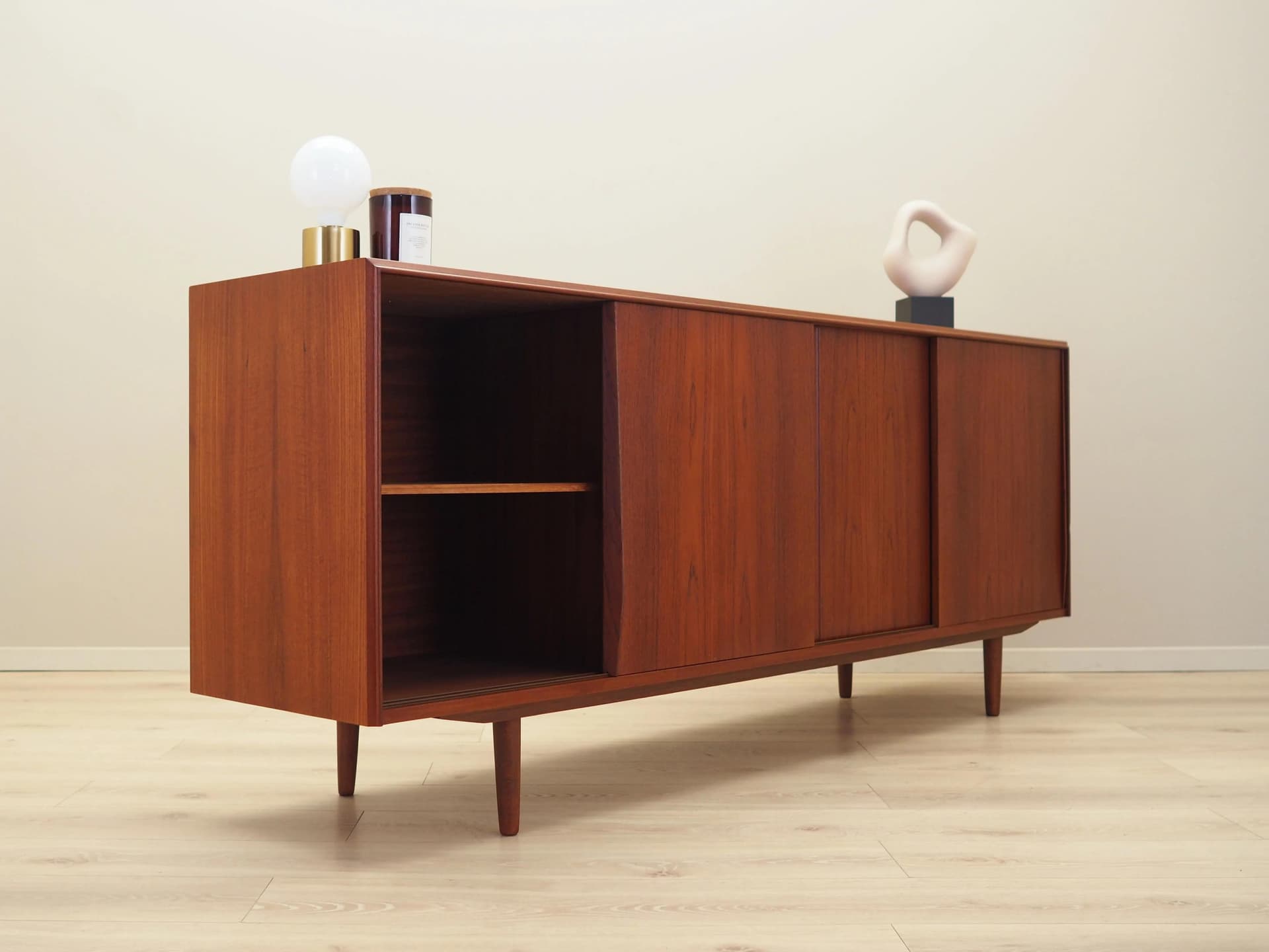 Sideboard, teak pomarańczowy, proj. E.W. Bach, Dania, lata 60. - 33790