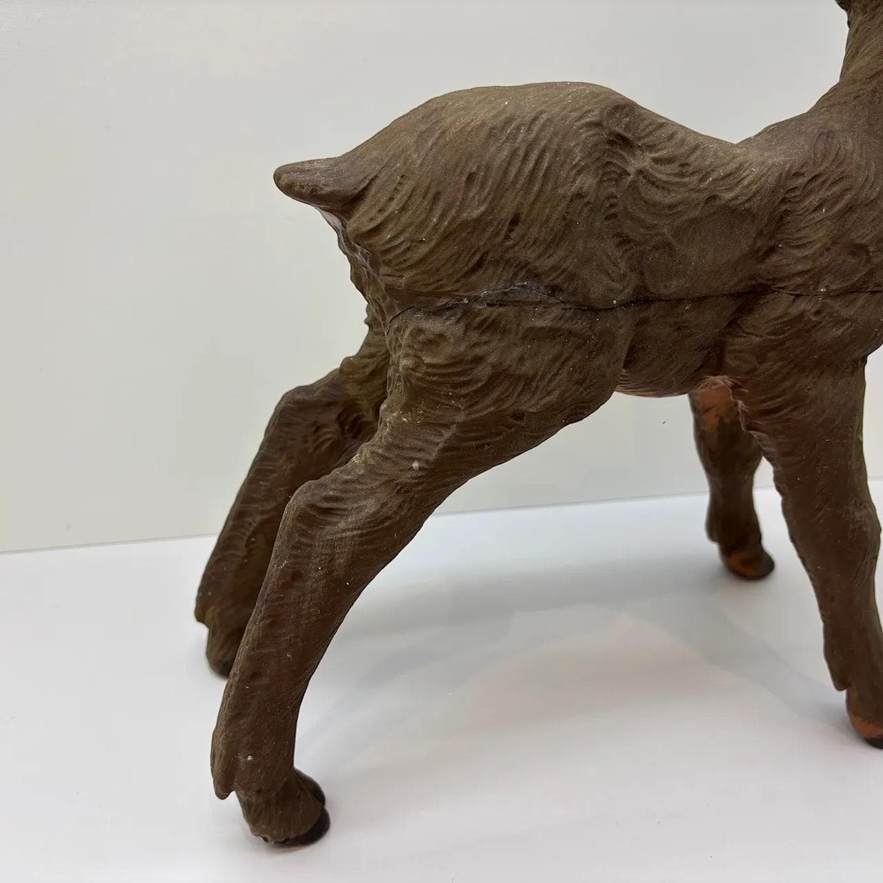 Figura sarna, Zeho, brązowy, plastik, Niemcy, lata 80. - 34440