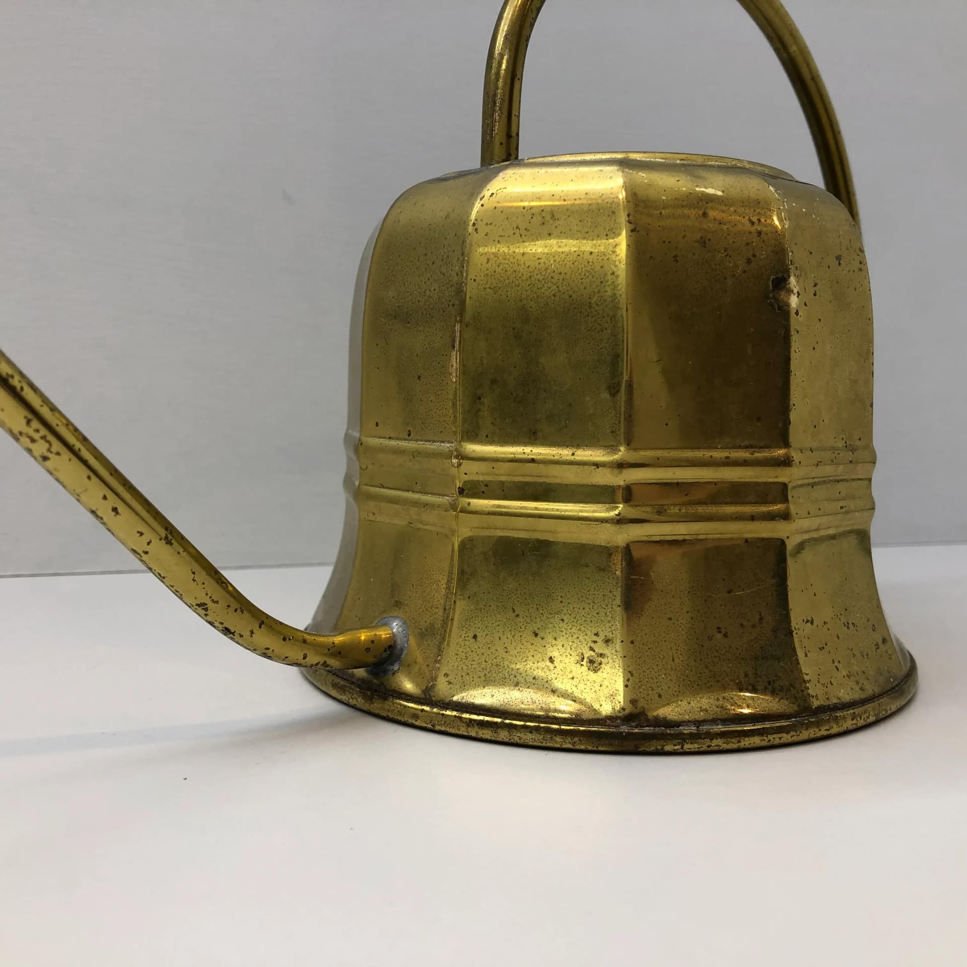 Watering can, golden brass, Germany, 1970s. - 34422