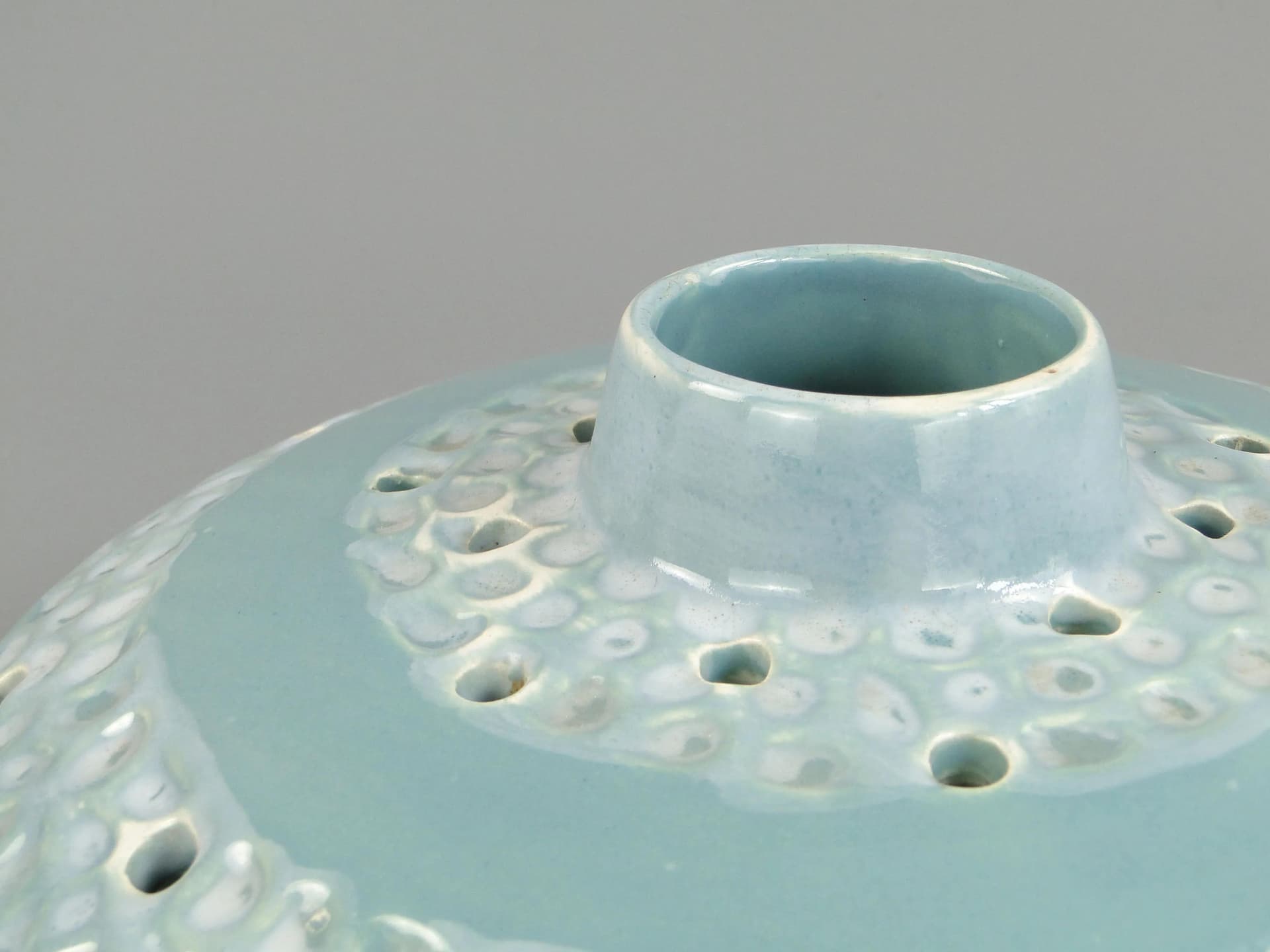 Wazon ikebana Ogródek 538, fajans szkliwiony niebieski, proj. J. Sowiński, Włocławek, Polska, lata 60. - 34661