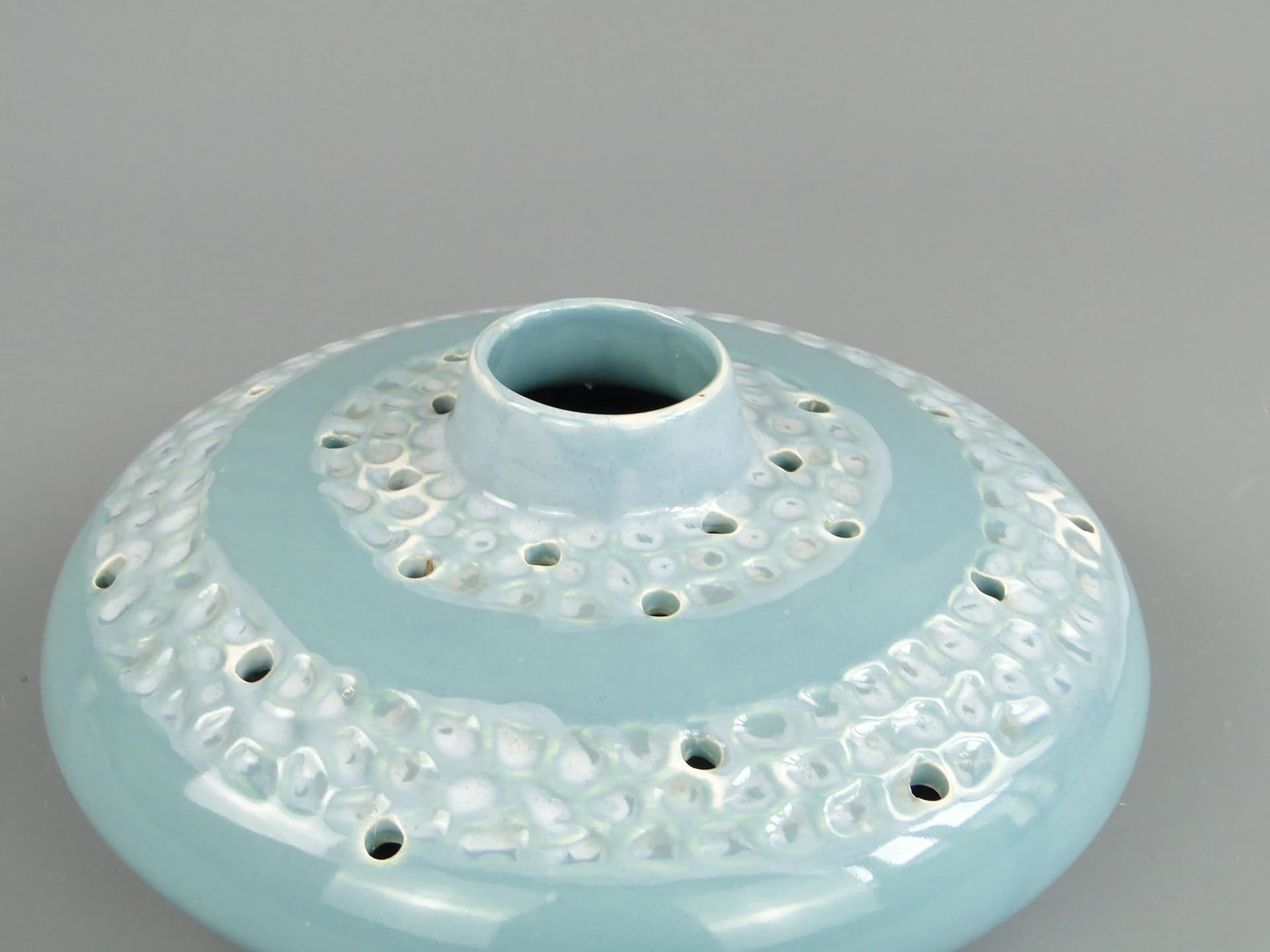 Wazon ikebana Ogródek 538, fajans szkliwiony niebieski, proj. J. Sowiński, Włocławek, Polska, lata 60. - 34658