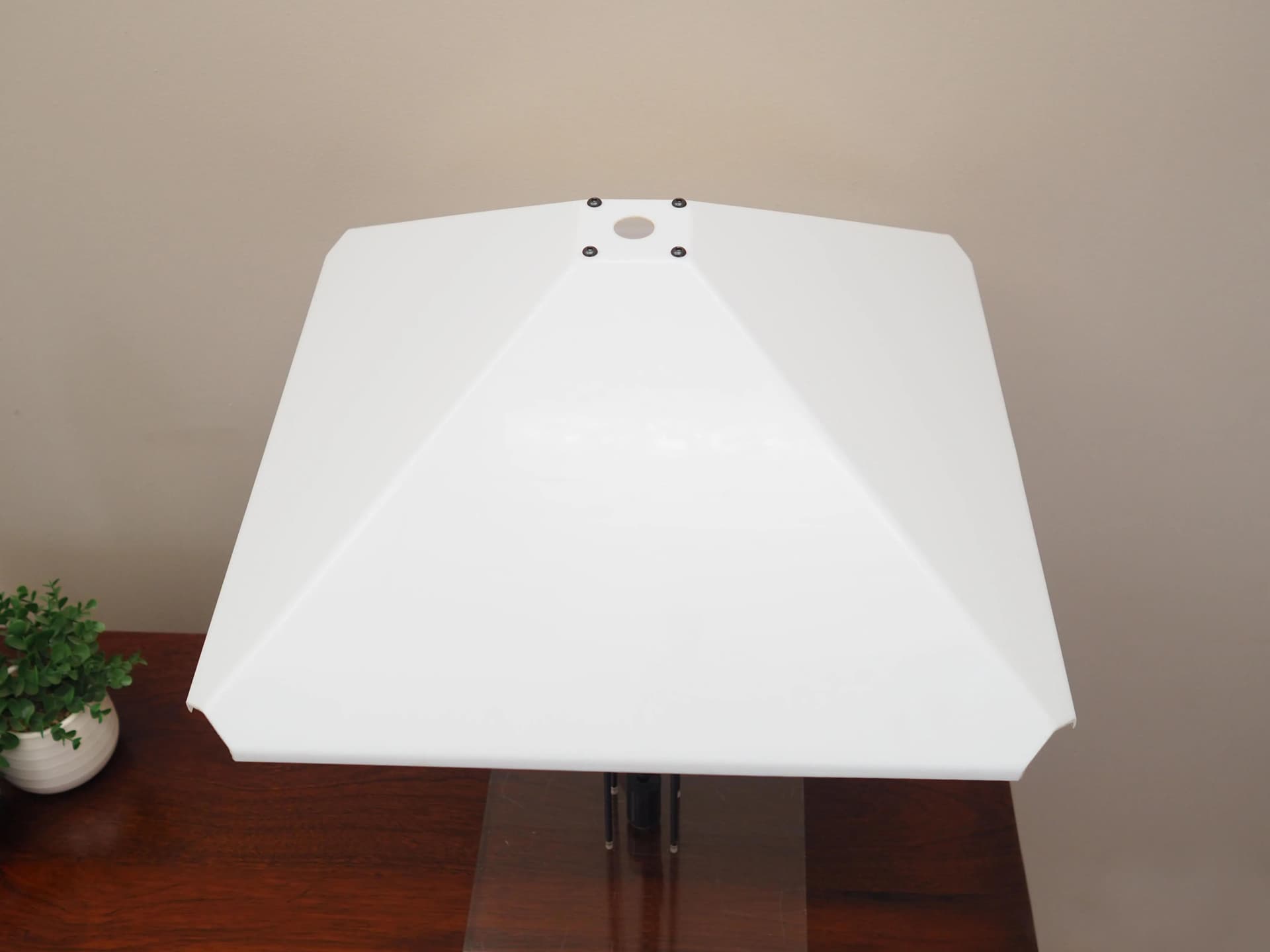 Desk lamp, mid-century modern, white, metal, Denmark, 1970s - 34755