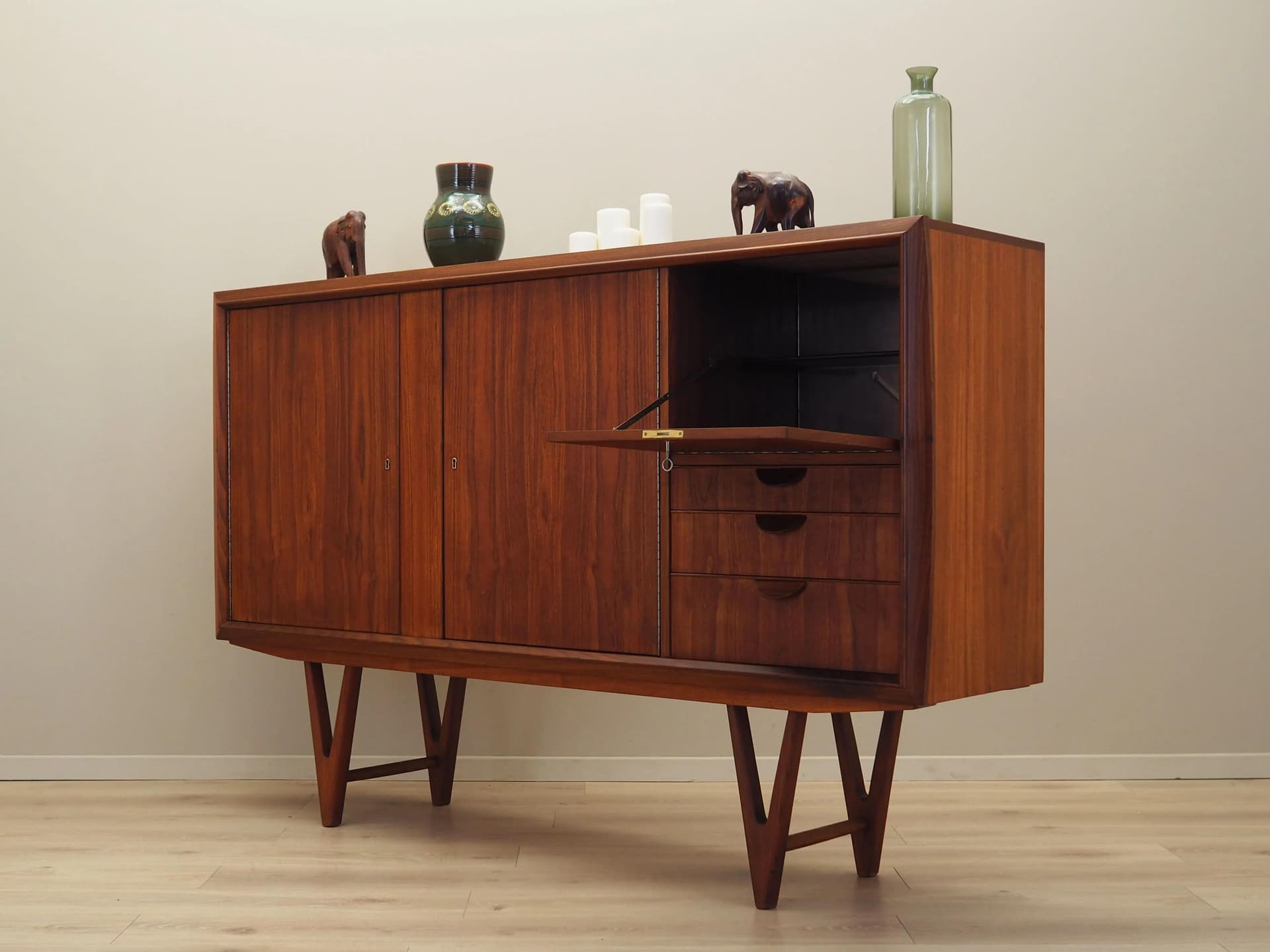 Highboard, teak brązowy ciemny, proj. K. Østervig, Dania, lata 60. - 34735