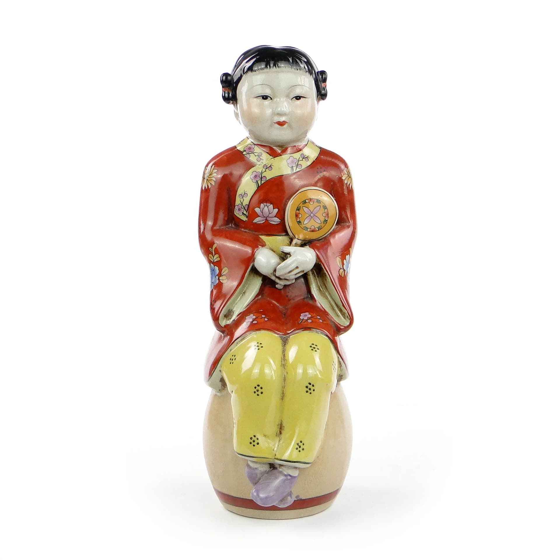 Figura dziewczynki z wachlarzem, ceramika multikolor, Chiny, lata 50. - 34850