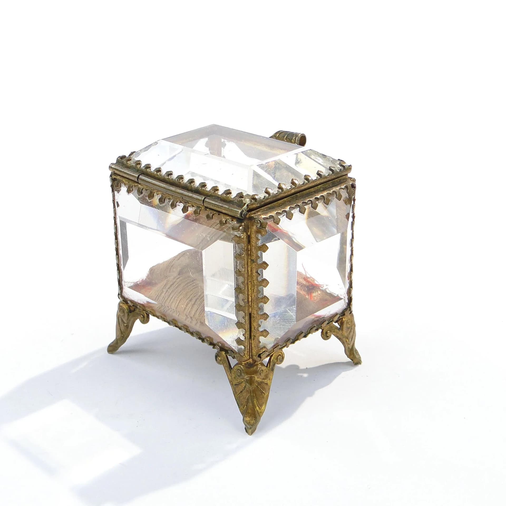 Pudełko na biżuterię, kryształ transparentny, mosiądz złocony, Francja, XIX w. - 35566