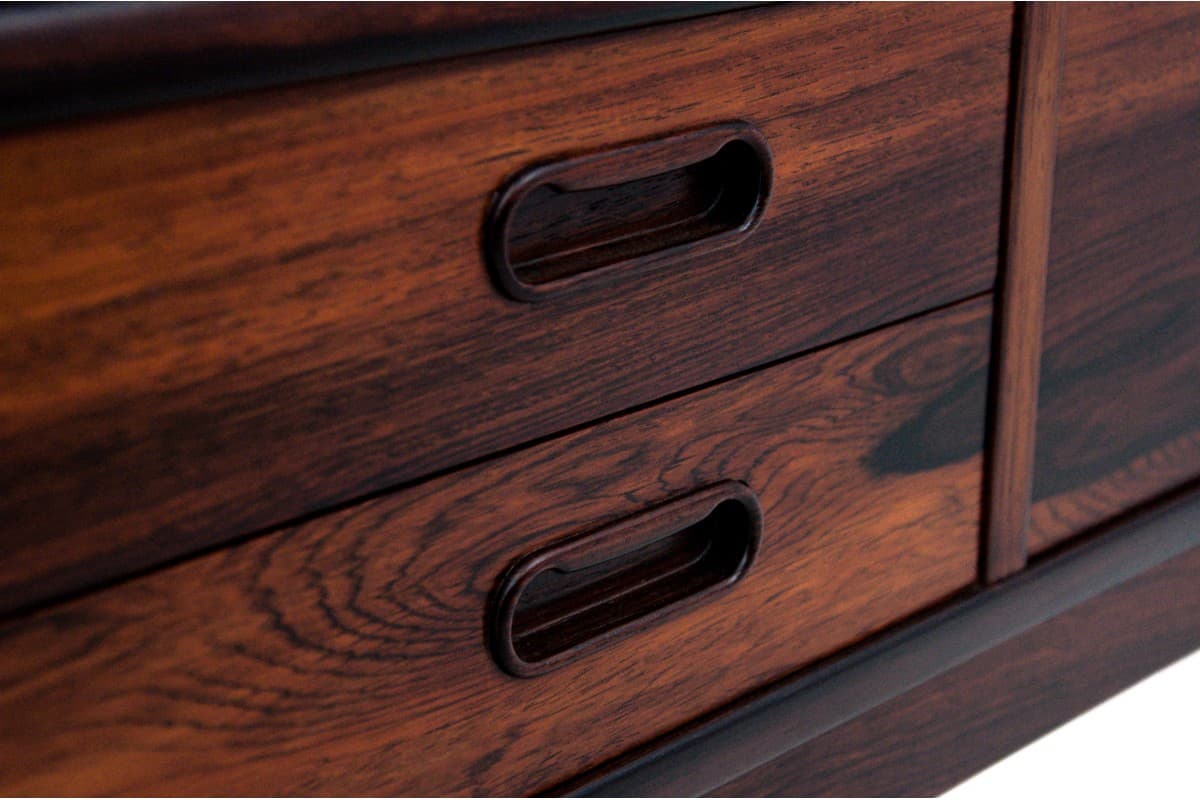 Palisandrowy highboard, proj. S. Hansen, Dania, lata 60. - 46091