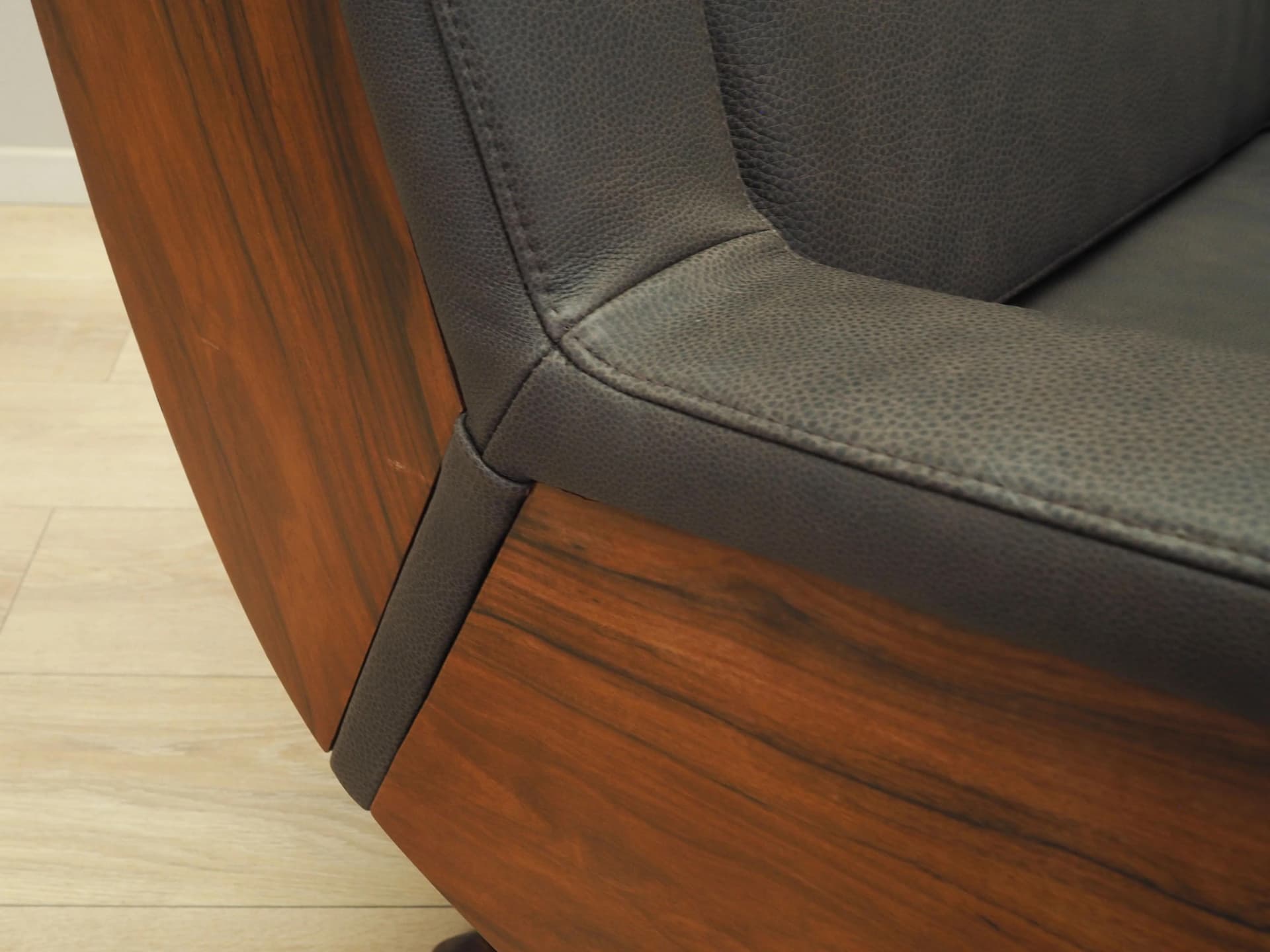 Armchair, brown, natural leather, walnut, Italy, 1970s - 35589