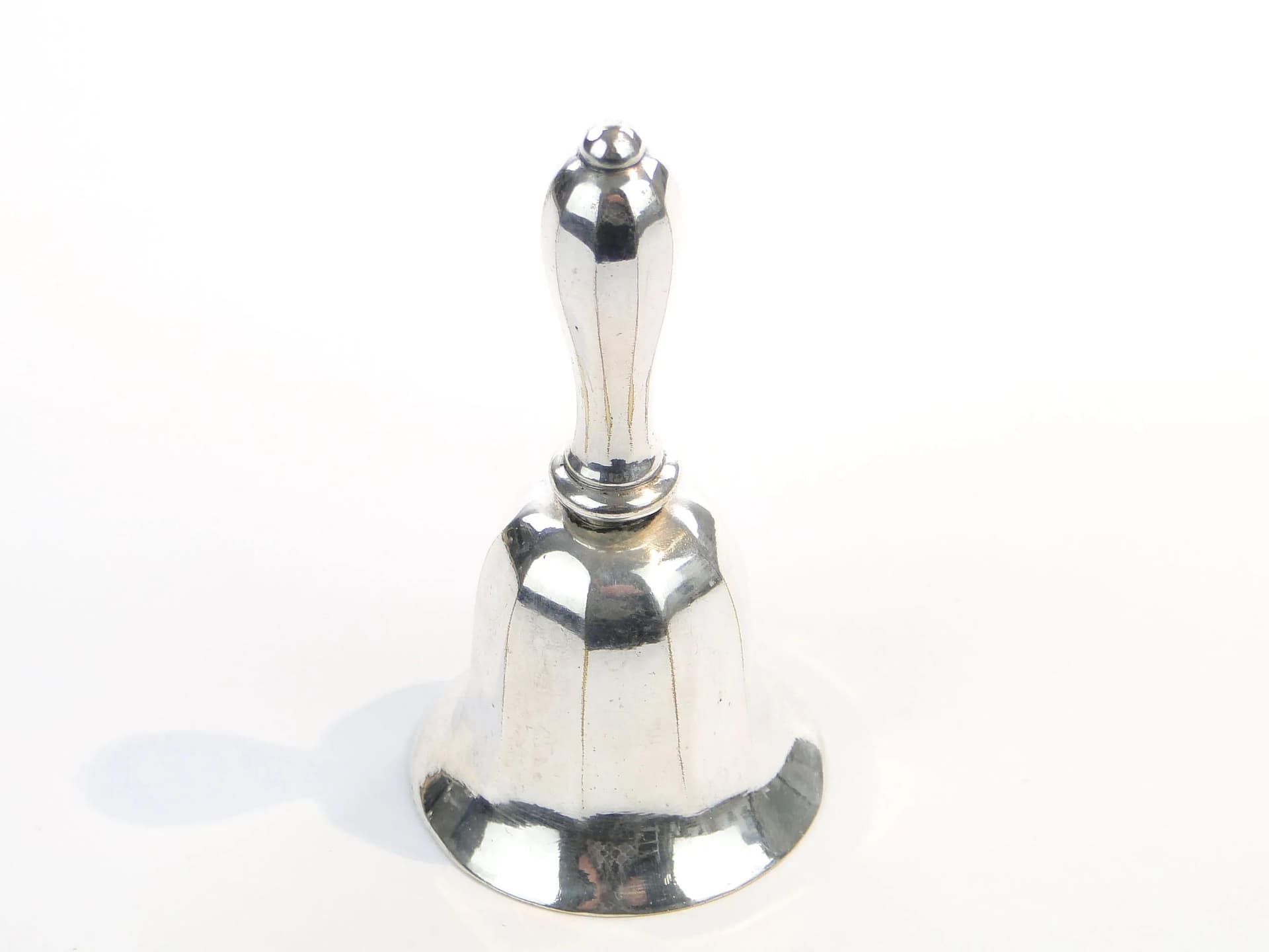 Dzwonek stołowy, Biedermeier, mosiądz srebrzony, Polska, XIX wiek - 35727