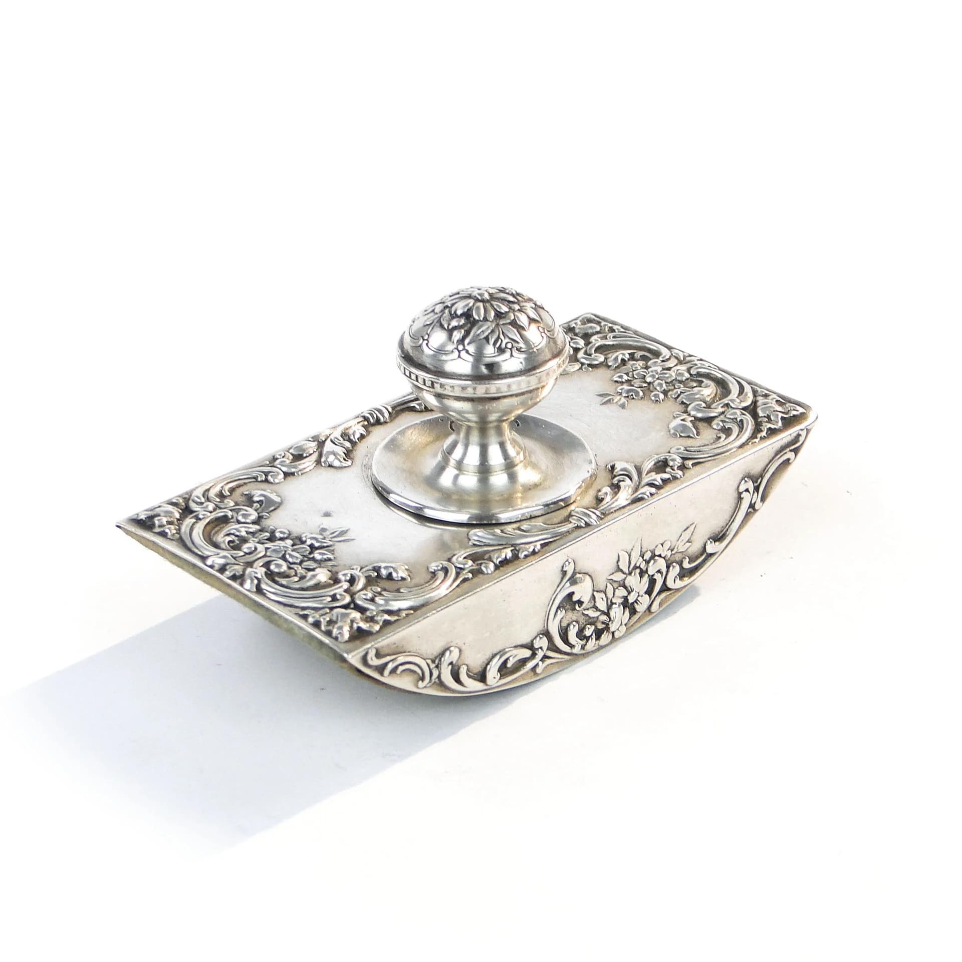 Neo-Rococo Desk Blotter, silver, Western Europe, early 20th c. - 35931