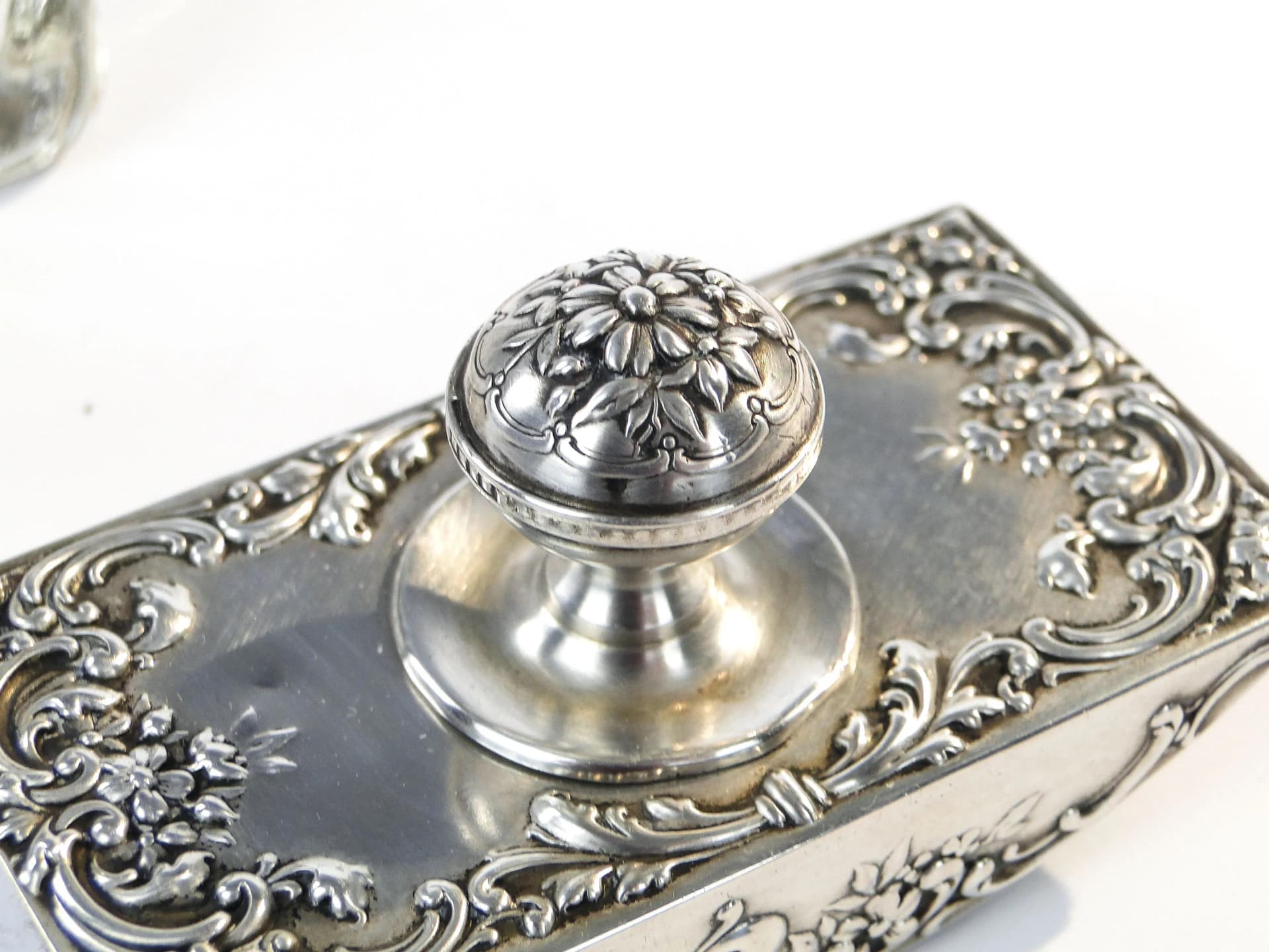 Neo-Rococo Desk Blotter, silver, Western Europe, early 20th c. - 35928