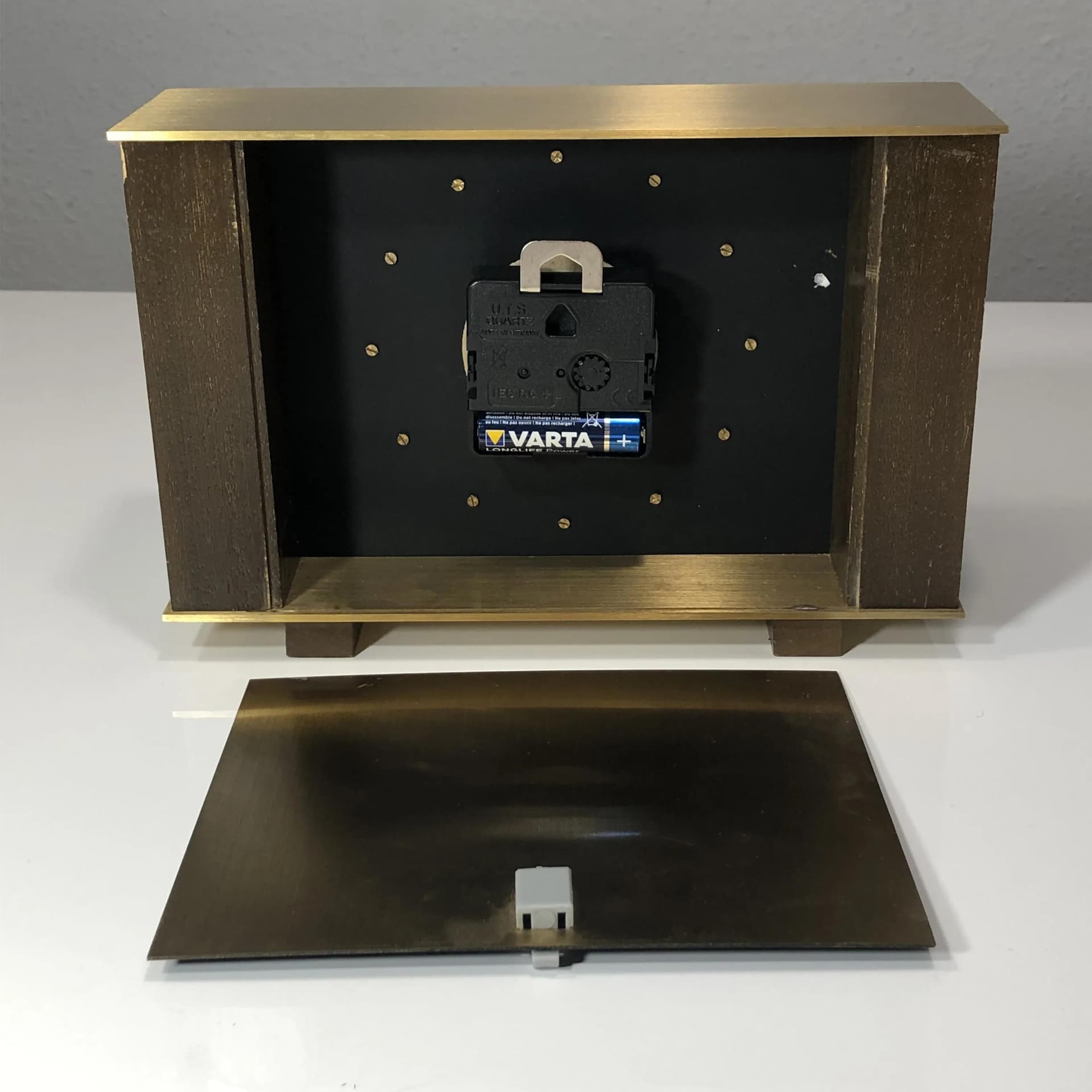 Zegar kominkowy Art Deco, złoty, mosiądz, Niemcy, lata 70. - 36055