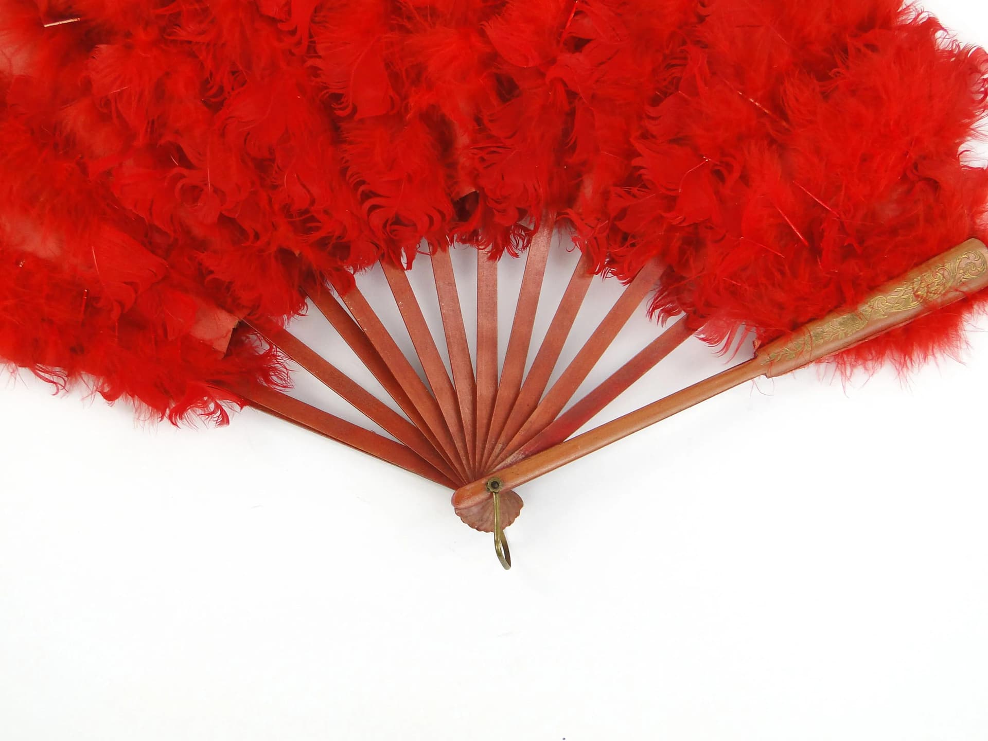 Wachlarz secesyjny, czerwony, pióra papier drewno mahoń, Austro-Węgry, początek XX w. - 36317