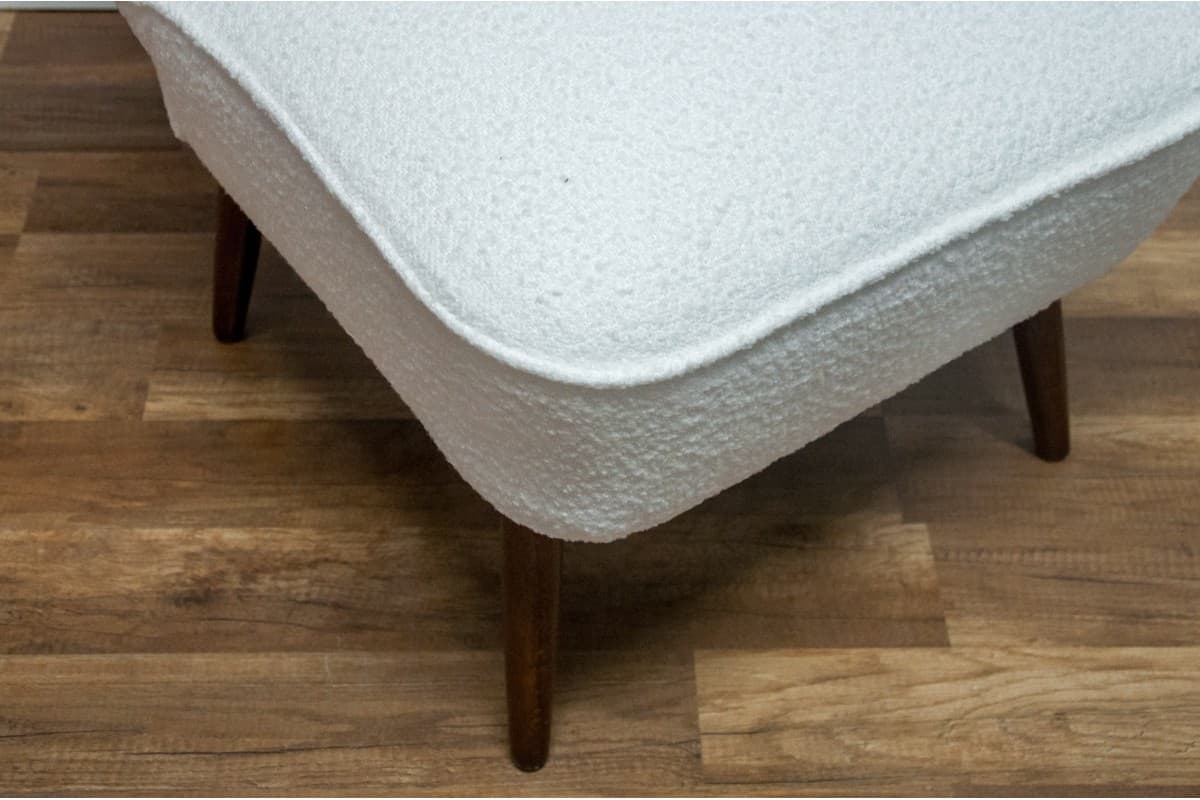 Biały fotel koktajlowy bouclé, styl mid-century modern, lata 50. - 46191