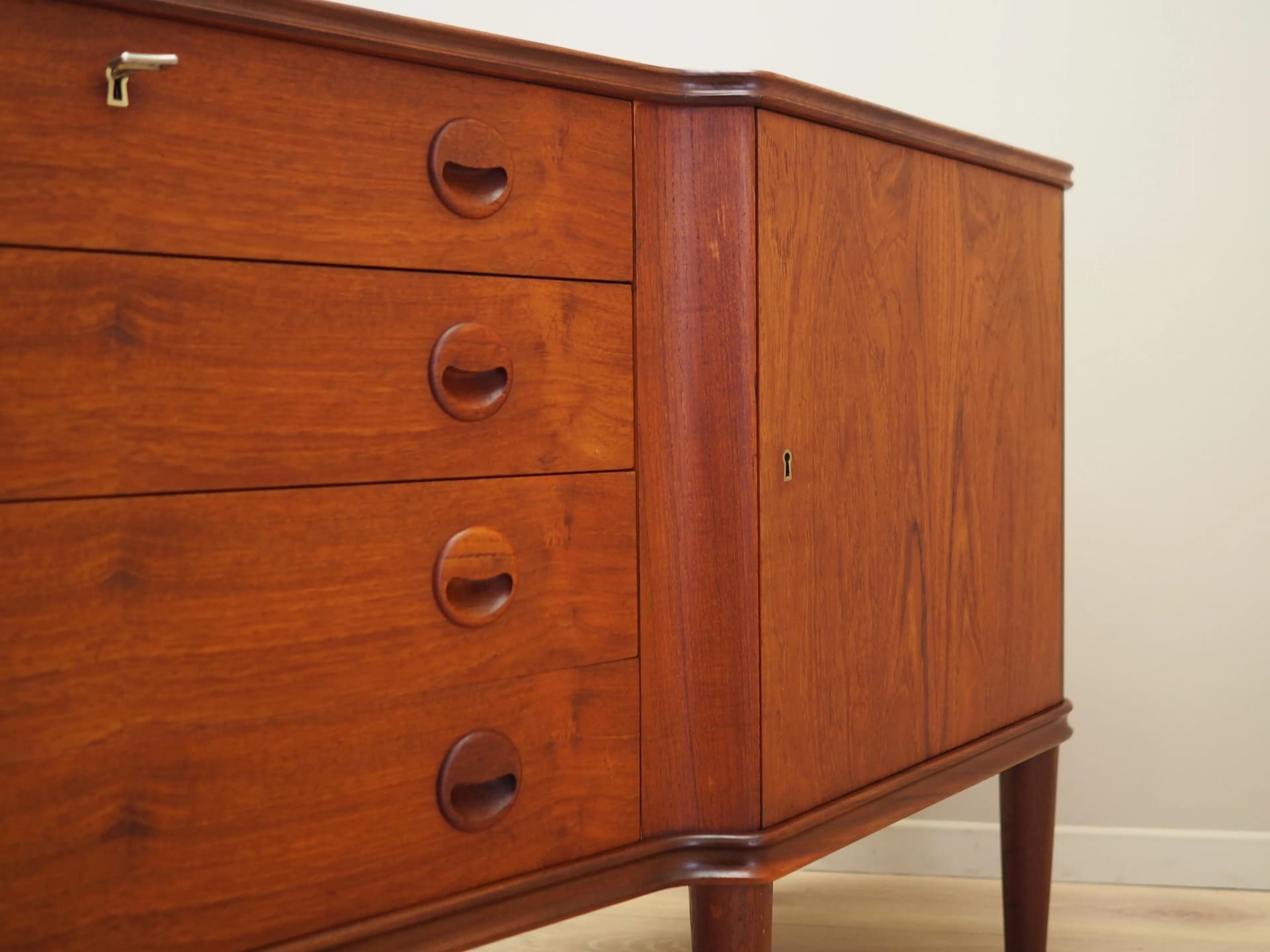 Sideboard, teak orange, Dania, lata 60. - 36569