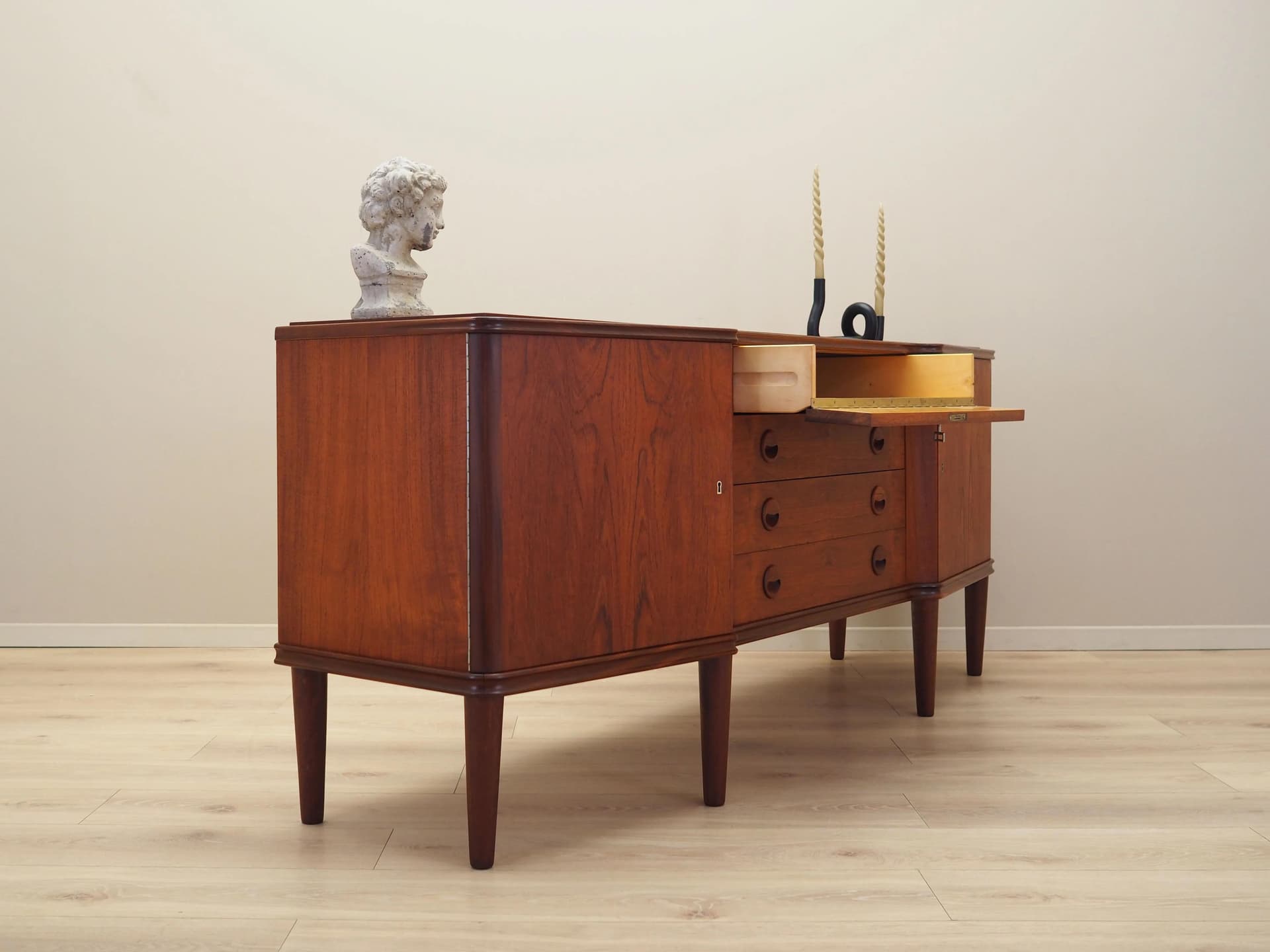 Sideboard, teak orange, Dania, lata 60. - 36565