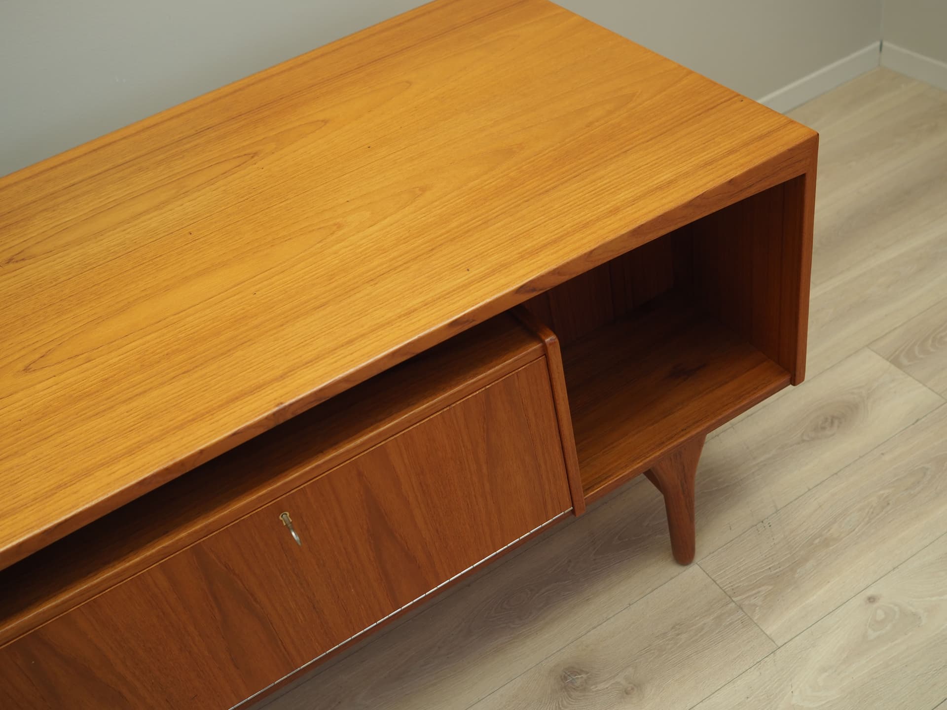 Desk, brown teak, by V. Mortensen, Denmark, 1960s. - 57620