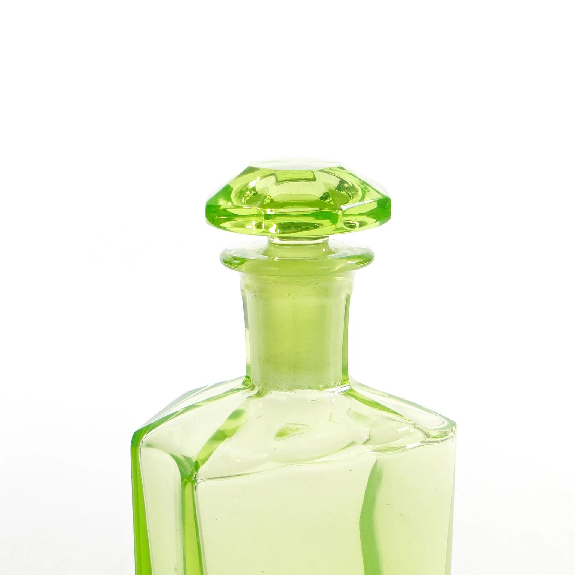 Karafka, szkło uranowe turkusowe, Austria, lata 90. XIX w. - 37104