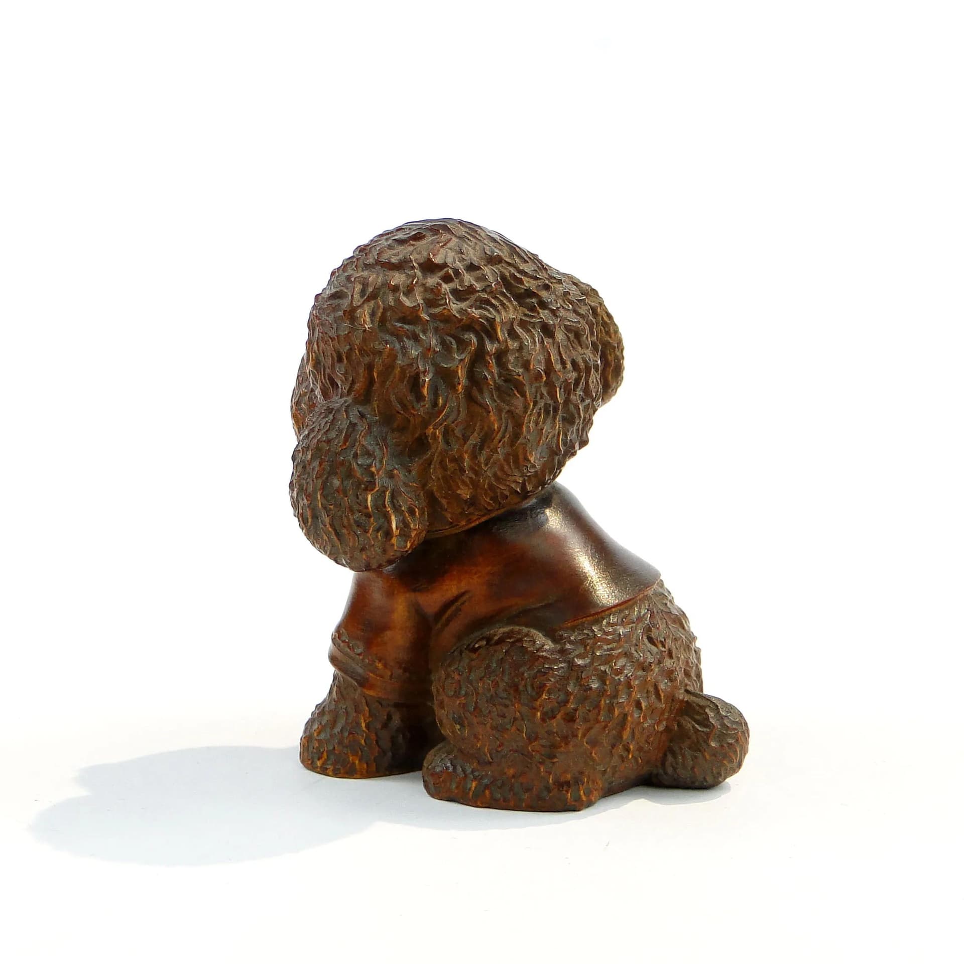 Rzeźba kameralna, miniatura szczeniaka, bukszpan japoński ciemnobrązowy, Japonia, lata 90. - 37099