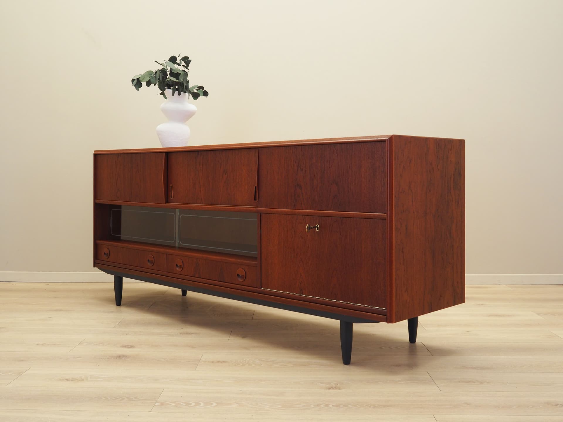 Sideboard, teak pomarańczowy, Dania, lata 70. - 57496