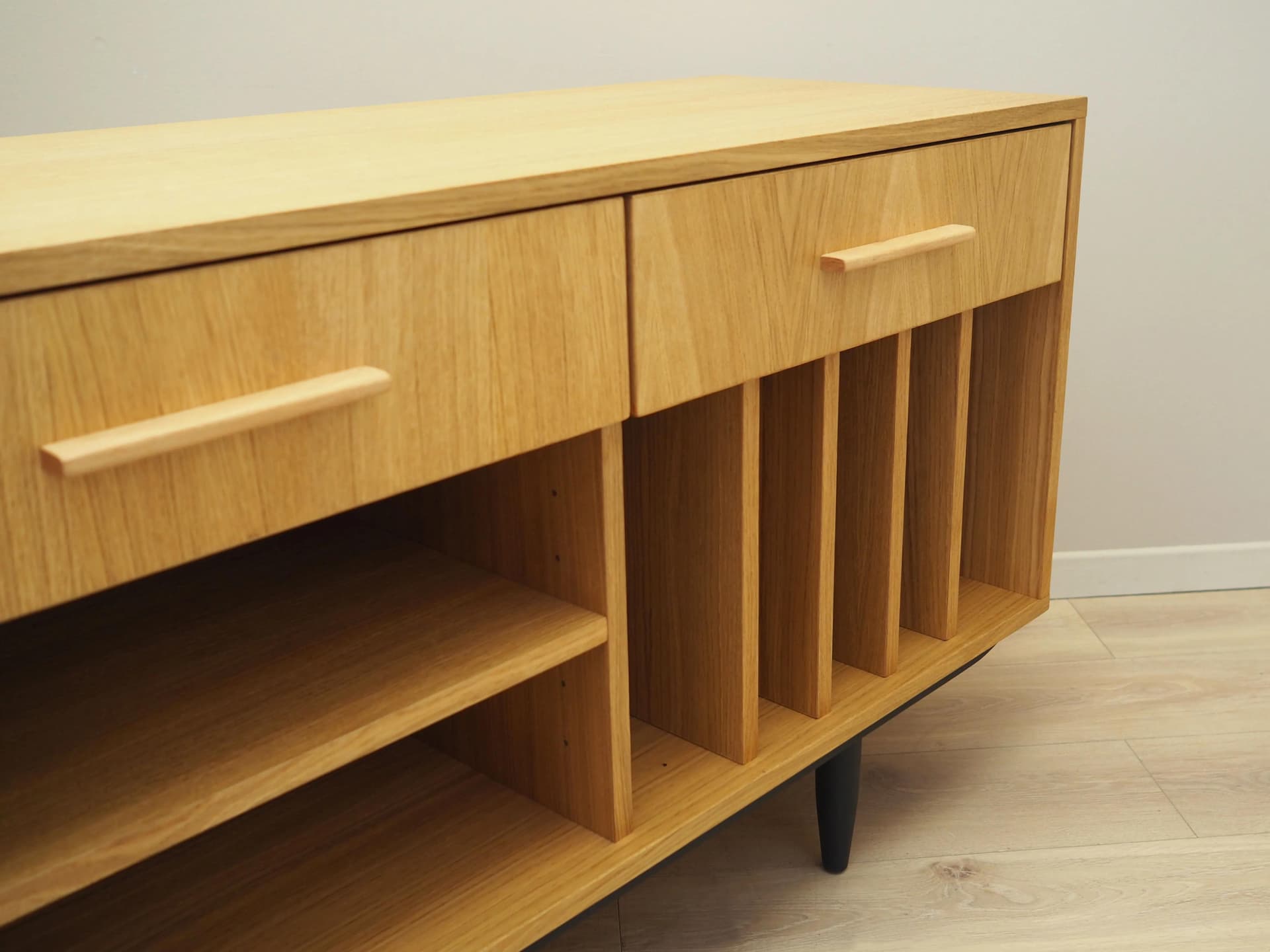 Sideboard skandynawski, dąb żółty, Polska, lata 60. - 36935