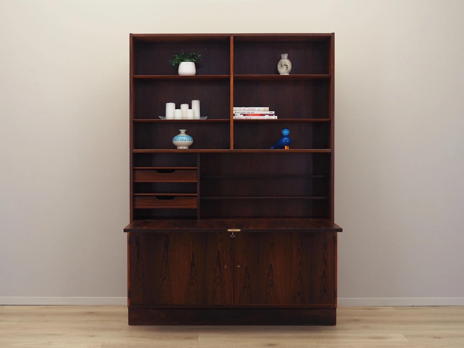 Bookcase, rosewood dark brown, by C. Jensen, for Hundevad, Denmark, 1970s. - 37151