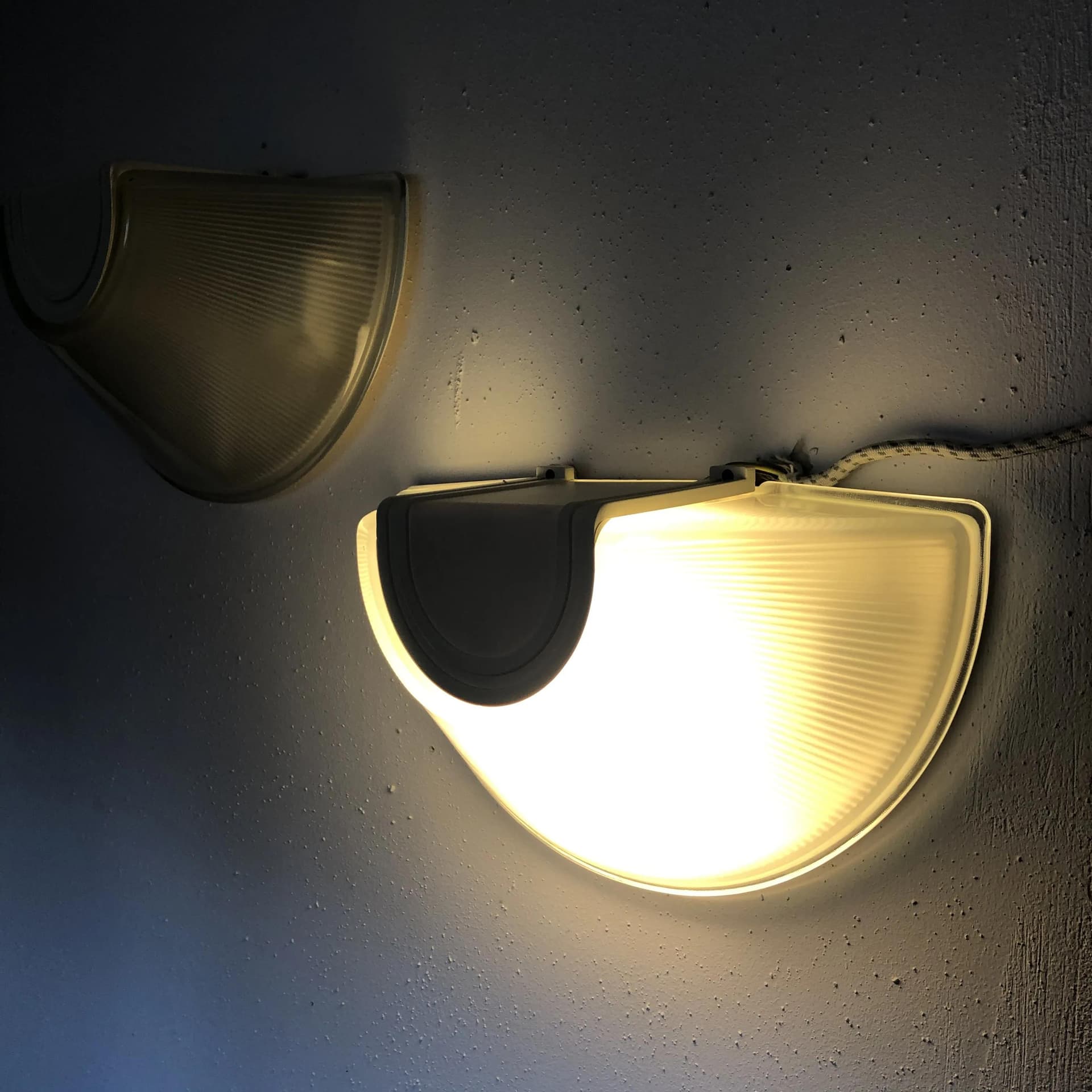 Pair of wall sconces, Prisma, grey glass, Italy, 1990s. - 37390