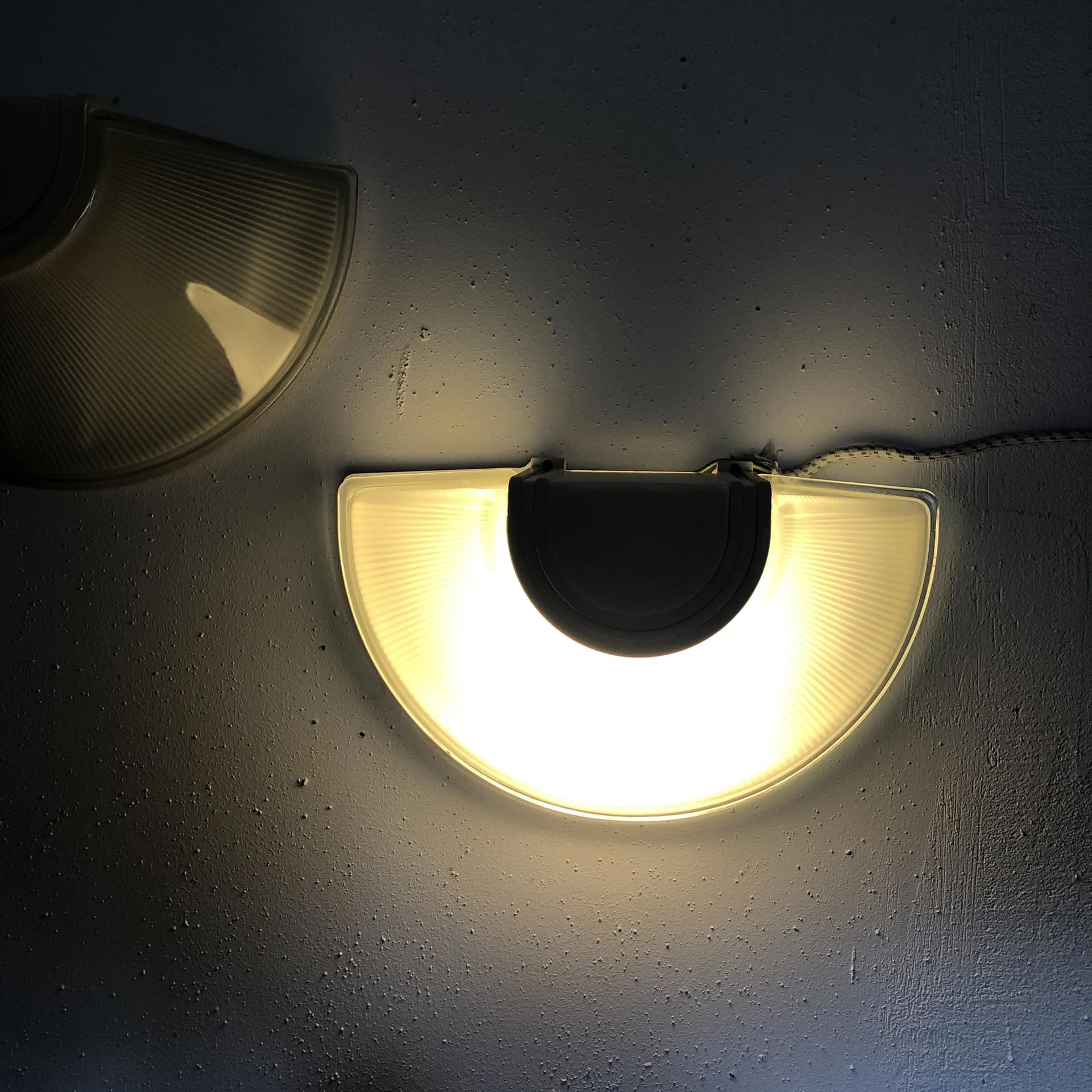 Pair of wall sconces, Prisma, grey glass, Italy, 1990s. - 37392