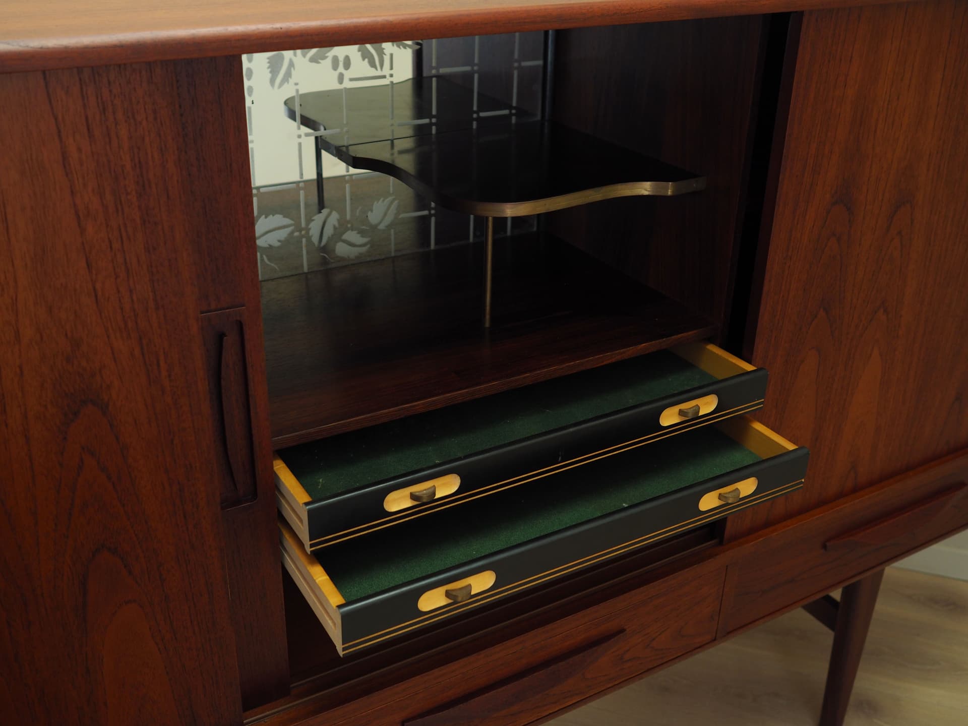 Highboard, teak, brązowy ciemny, Dania, lata 70. - 57436