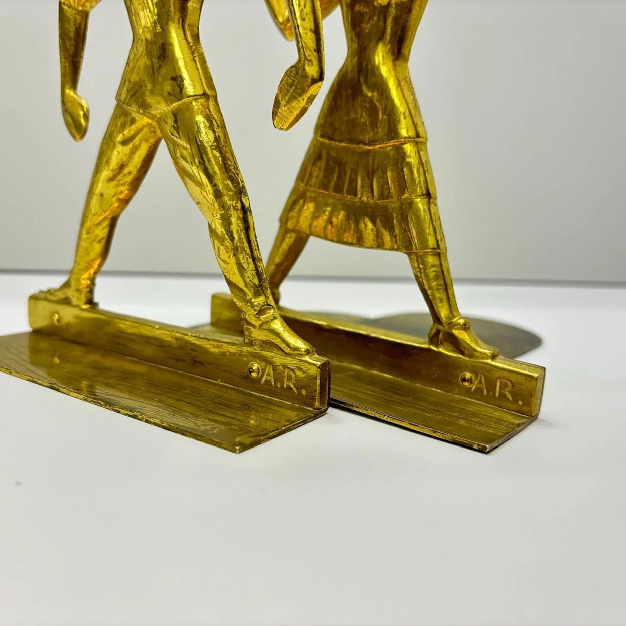 Pair of bookends Native Americans, golden bronze, Germany, early 20th c. - 37558