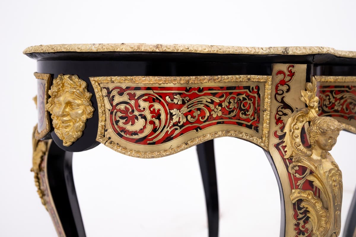 Stolik Boulle, drewno ebonizowane czarne, mosiądz złoty, Francja, XIX wiek - 60712