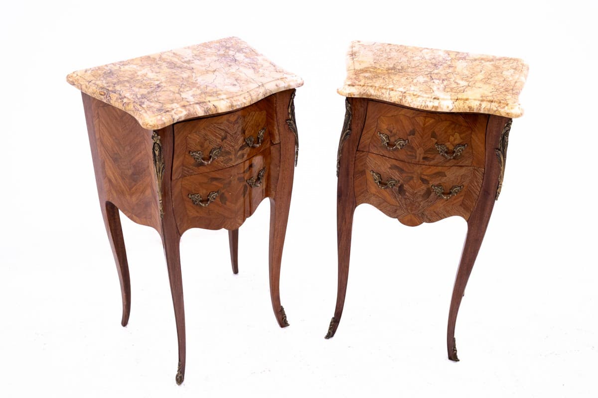 Pair of nightstands, Louis XV style, brown wood, cream marble, brass, France, early 20th c. - 60555