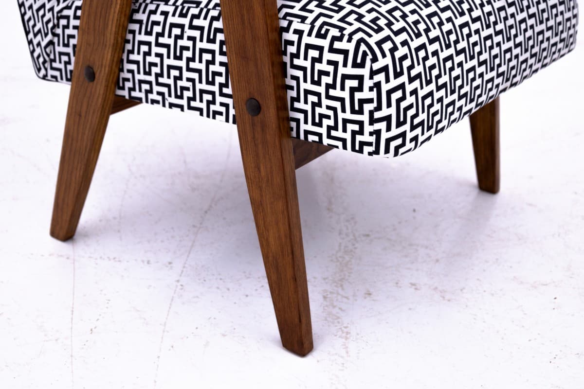 Bukowy fotel, proj. J. Chierowski, Polska, lata 60. - 46306