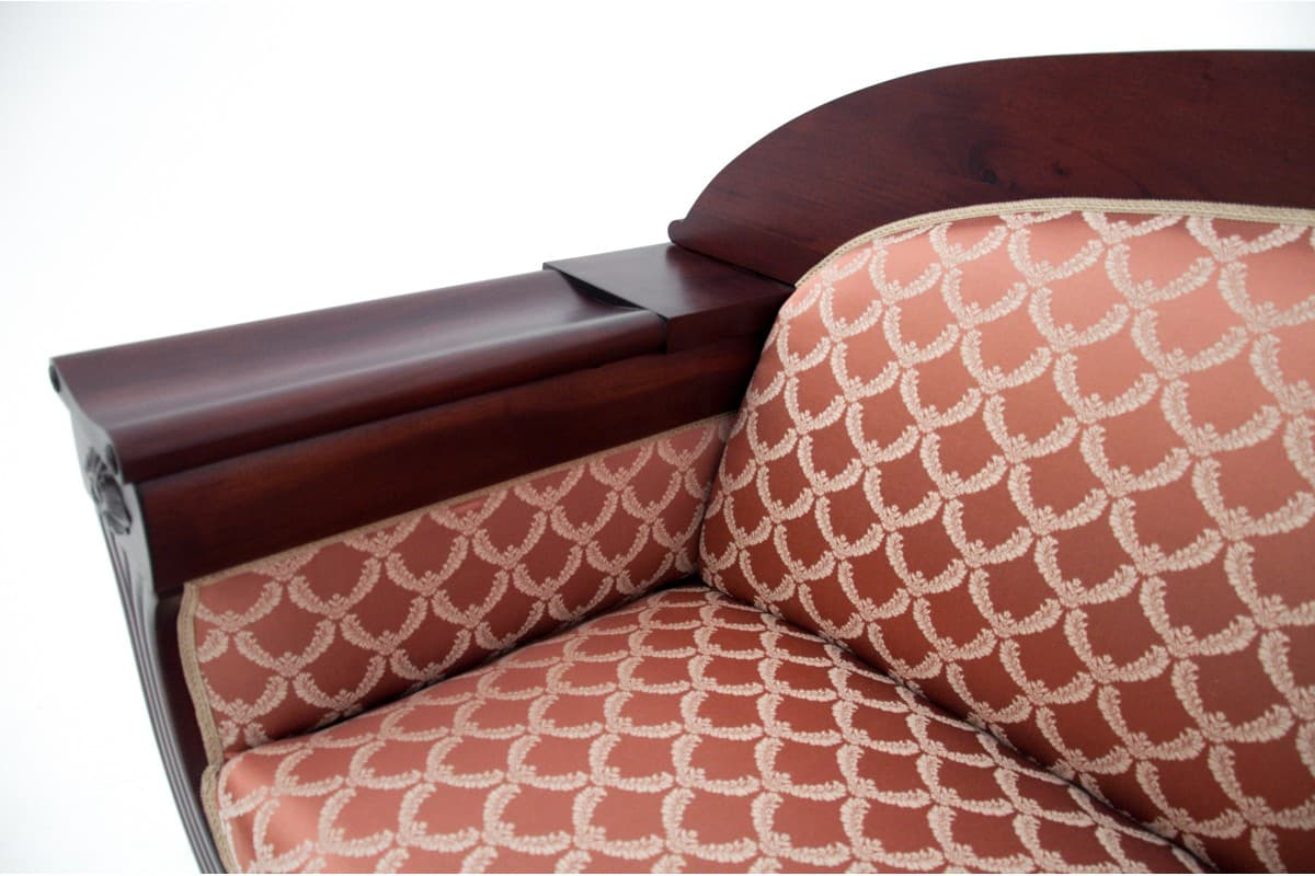 Victorian sofa, mahogany dark brown, Northern Europe, 19th c. - 67033