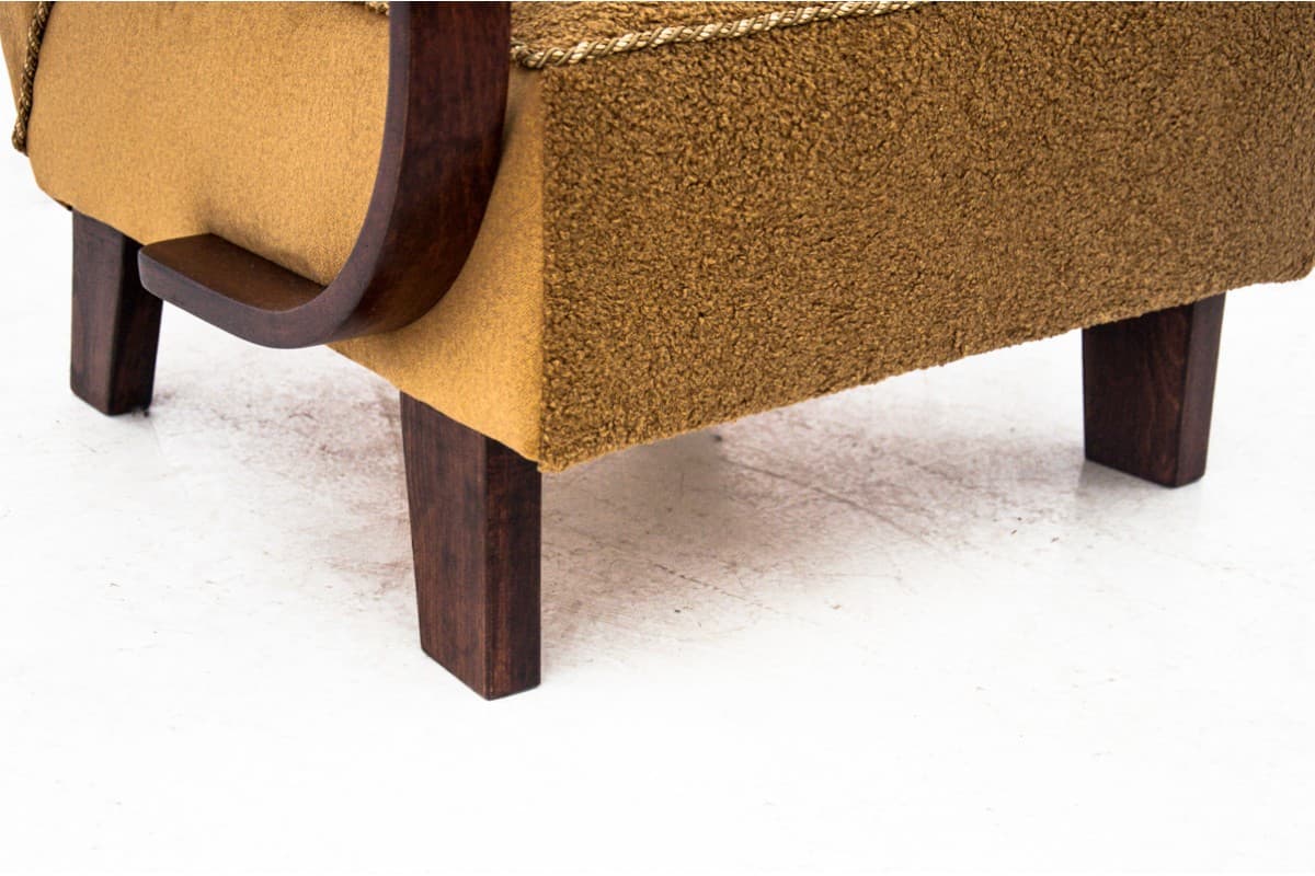 Armchair Art Deco, golden boucle, oak, by J. Halabala, Czechoslovakia, 1930s. - 73203