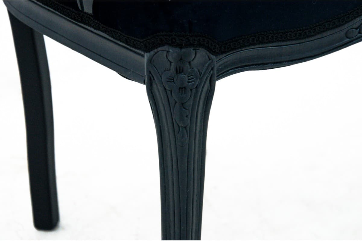 Armchair, Neo-Baroque, navy blue velvet, wood, Sweden, 1940s. - 75635