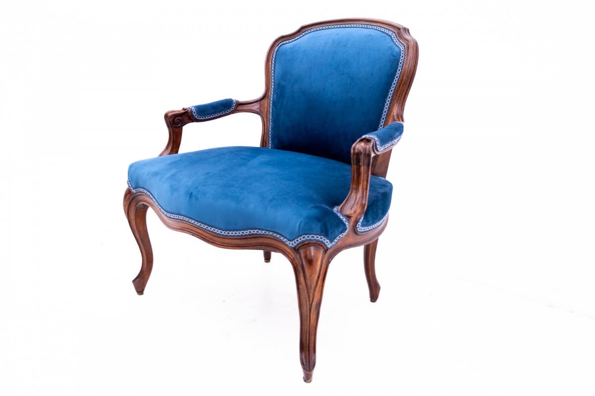 Fotel Ludwik XVI, velvet niebieski, orzech, Francja, lata 20. - 75657