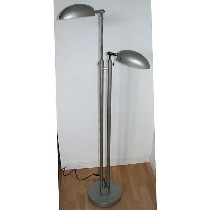 Srebrna metalowa lampa podłogowa modernistyczna, lata 80. - 38700