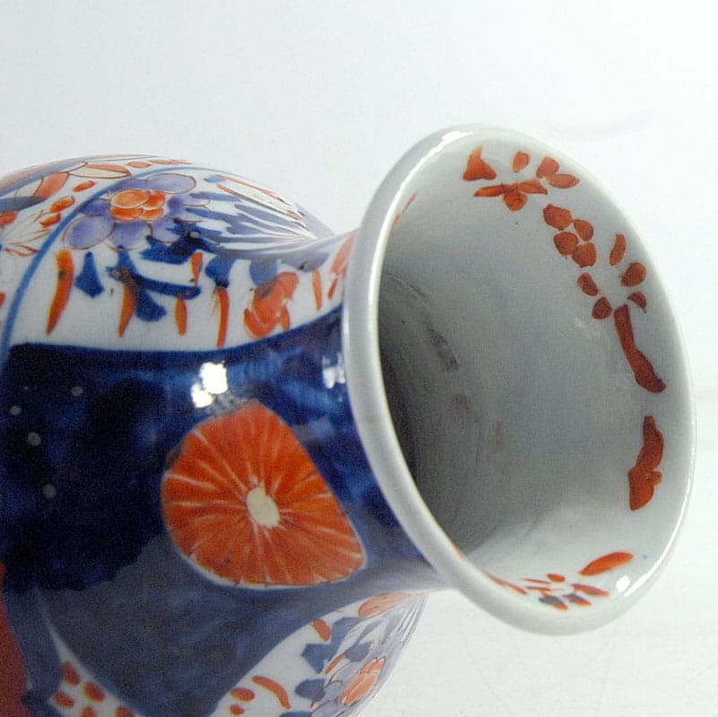 Wazon Imari, ceramika biała, Japonia, przełom XIX/XX w. - 39062