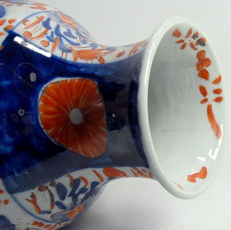 Wazon Imari, ceramika biała, Japonia, przełom XIX/XX w. - 39064