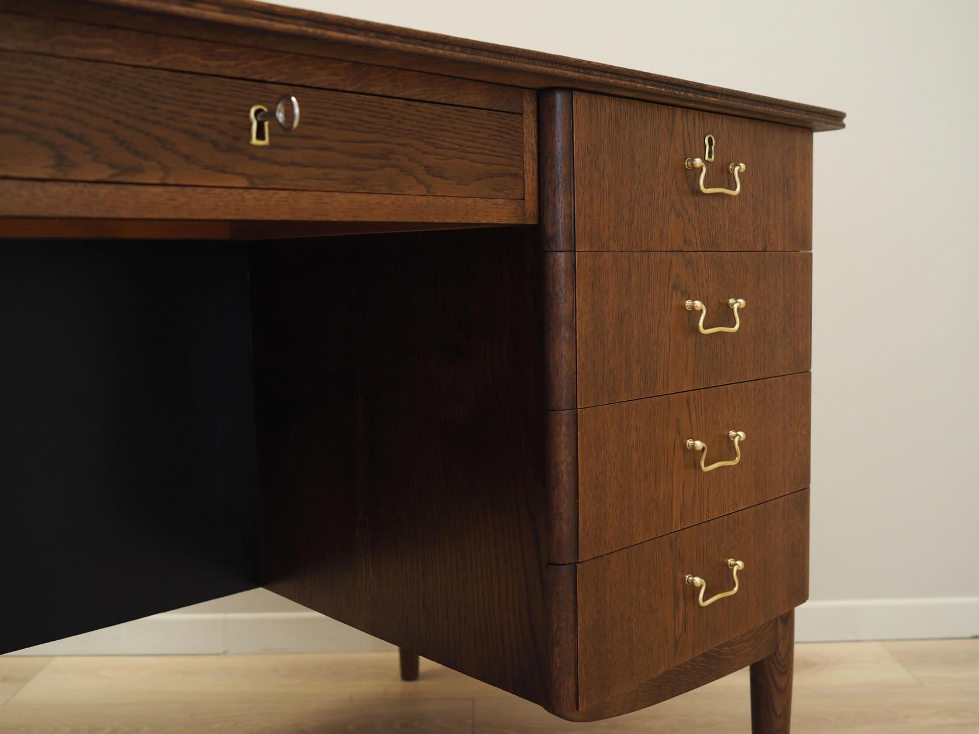 Biurko, duński design, dąb brązowy, Dania, lata 70. - 39296