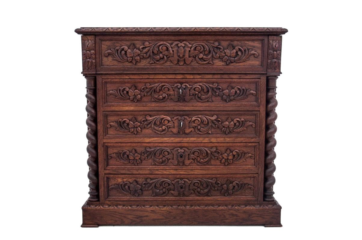 Neo-Renaissance Chest of Drawers, dark brown oak, France, 19th c.