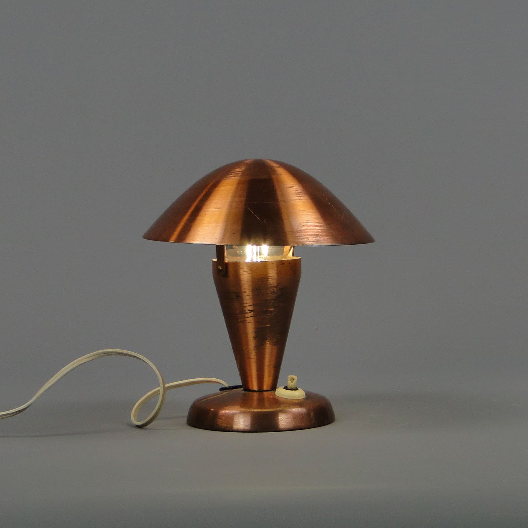 Lampa stołowa, miedź, stal, Czechy, lata 60. - 40591